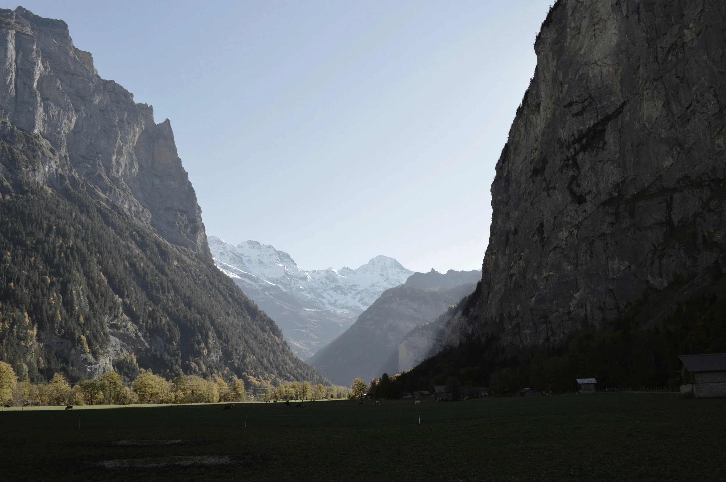  valley_lauterbrunnen, switzerland 