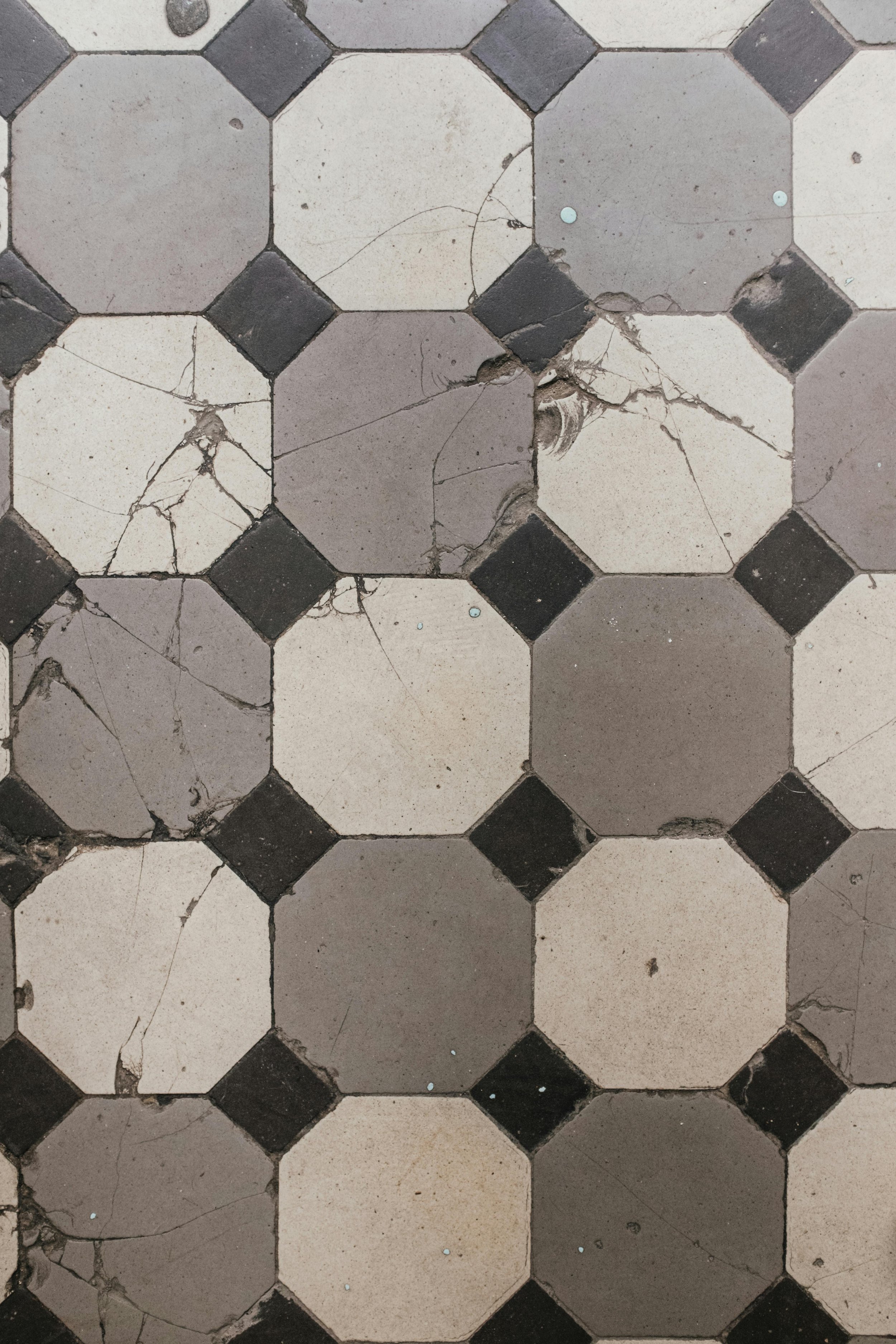 Signs It’s Time to Replace Your Tile (And What to Do Next)