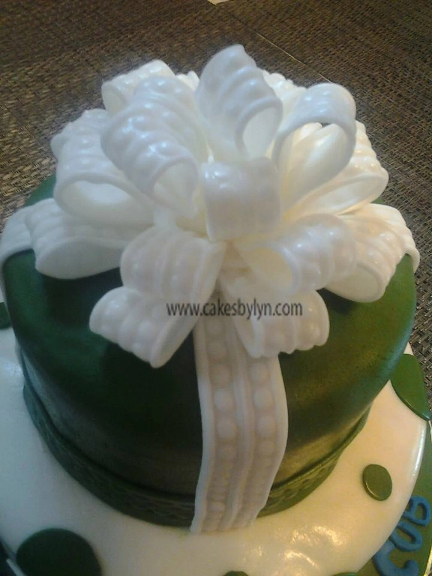 cake bows 2 copy.jpg