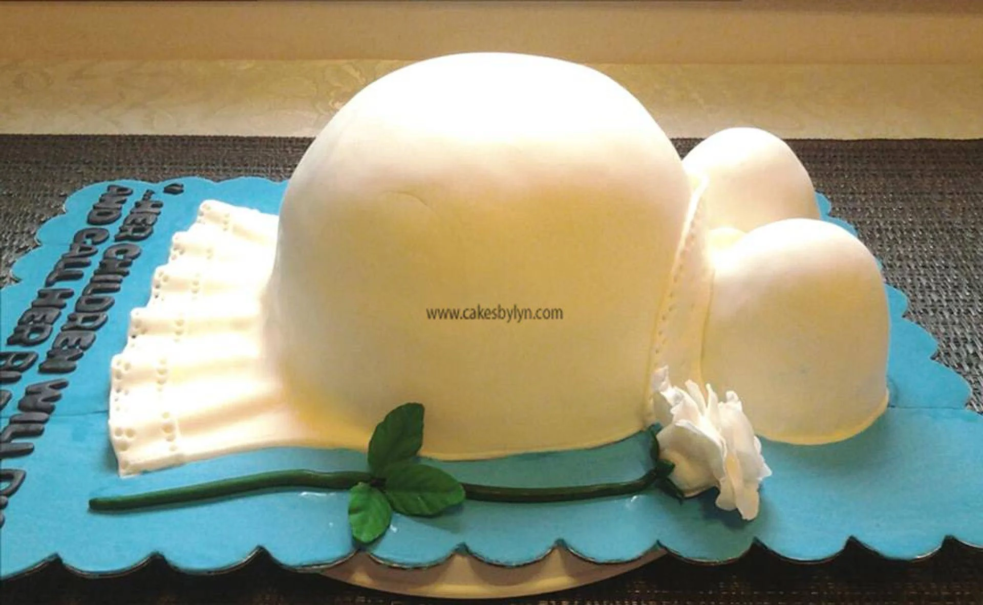 pregnant cake 2 copy.jpg