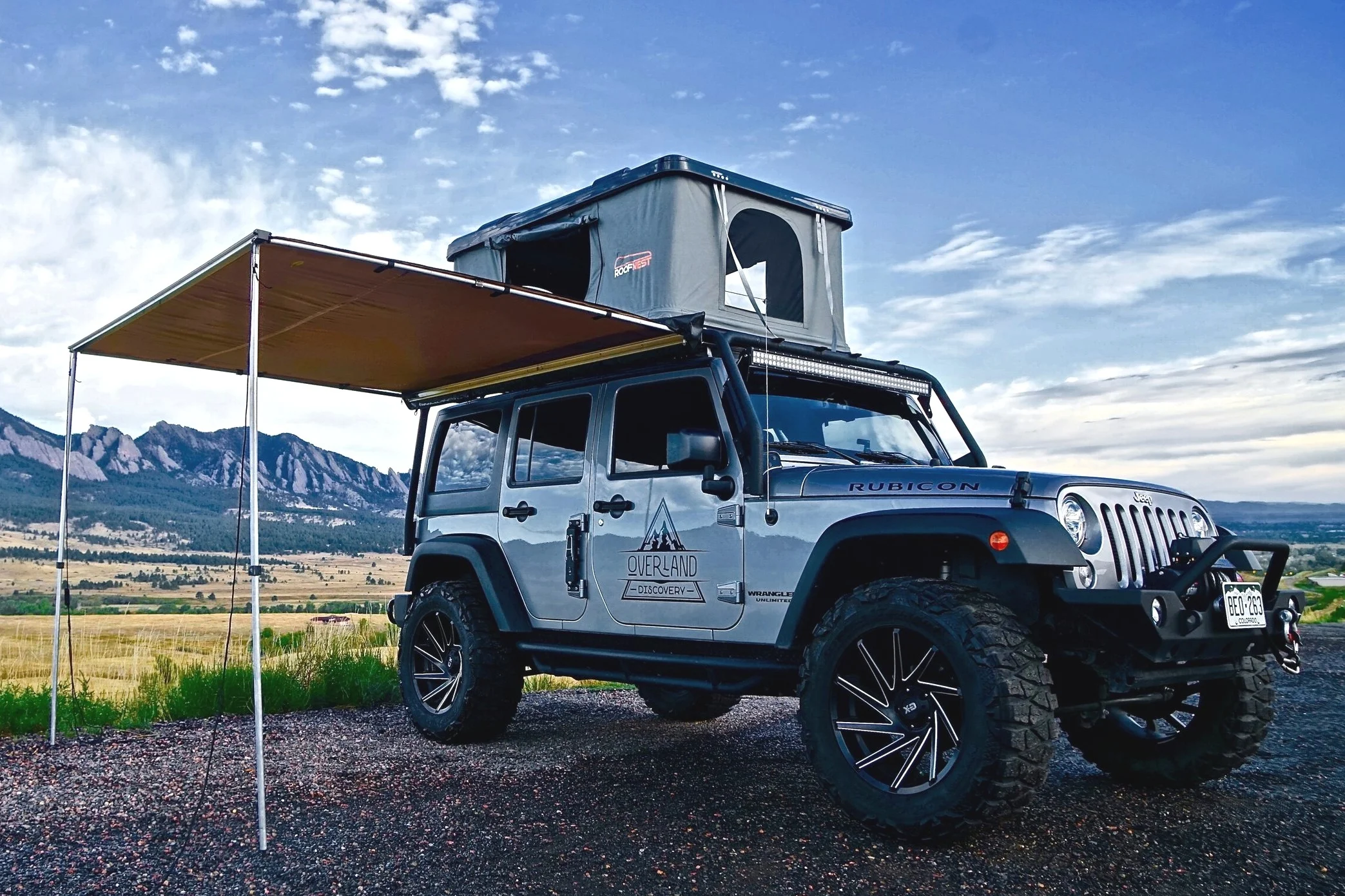 Jeep Rubicon Camper Rental w/Roof Top Tent