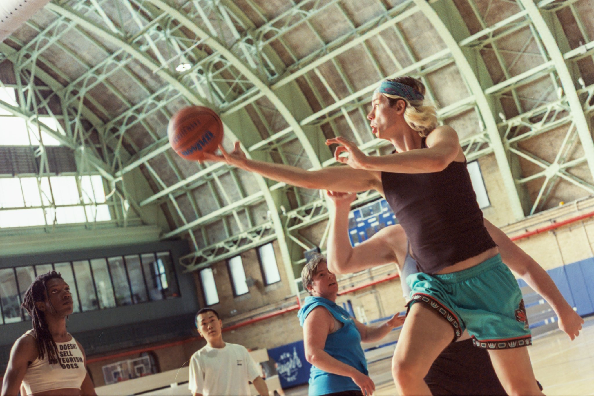 Basketdolls trans basketball league