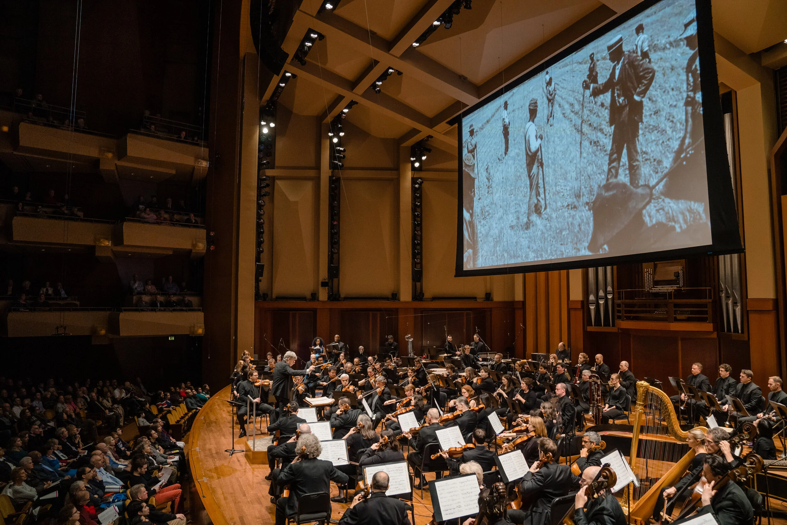 Music Director Thomas Dausgaard and the Seattle Symphony give the world premiere performance of Walker's Sinfonia No. 5, "Visions" at Benaroya Hall in April 2019. Photo by Brandon Patoc.