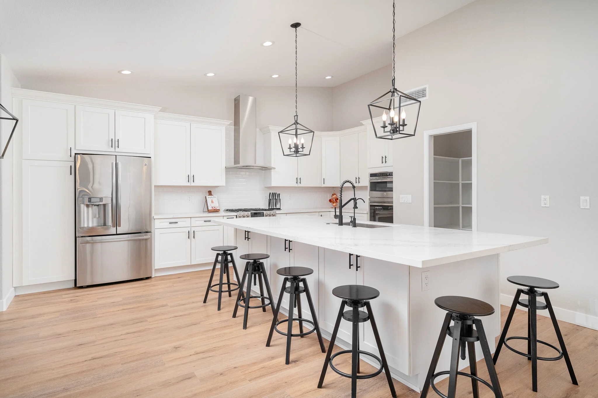 07_Kitchen 1.jpg