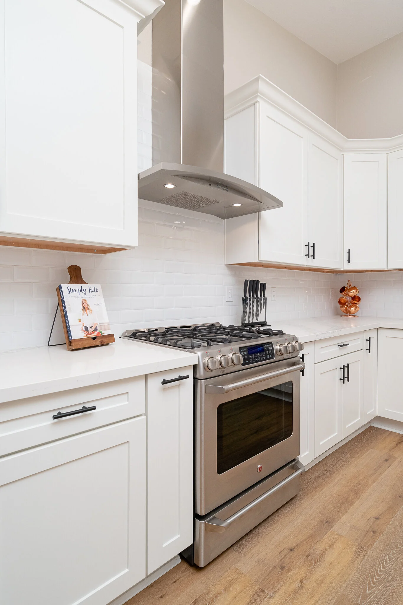 11_Kitchen 5.jpg