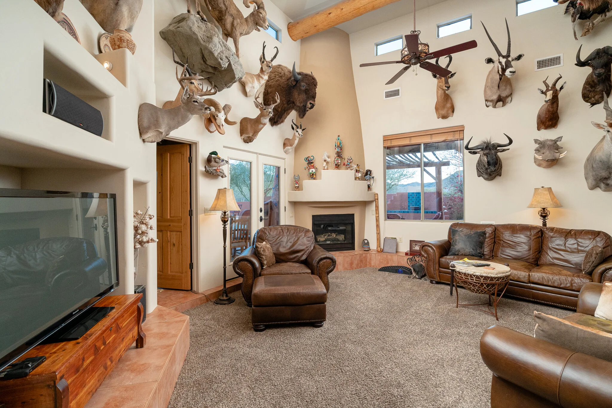 06_Living-Room_01.jpg