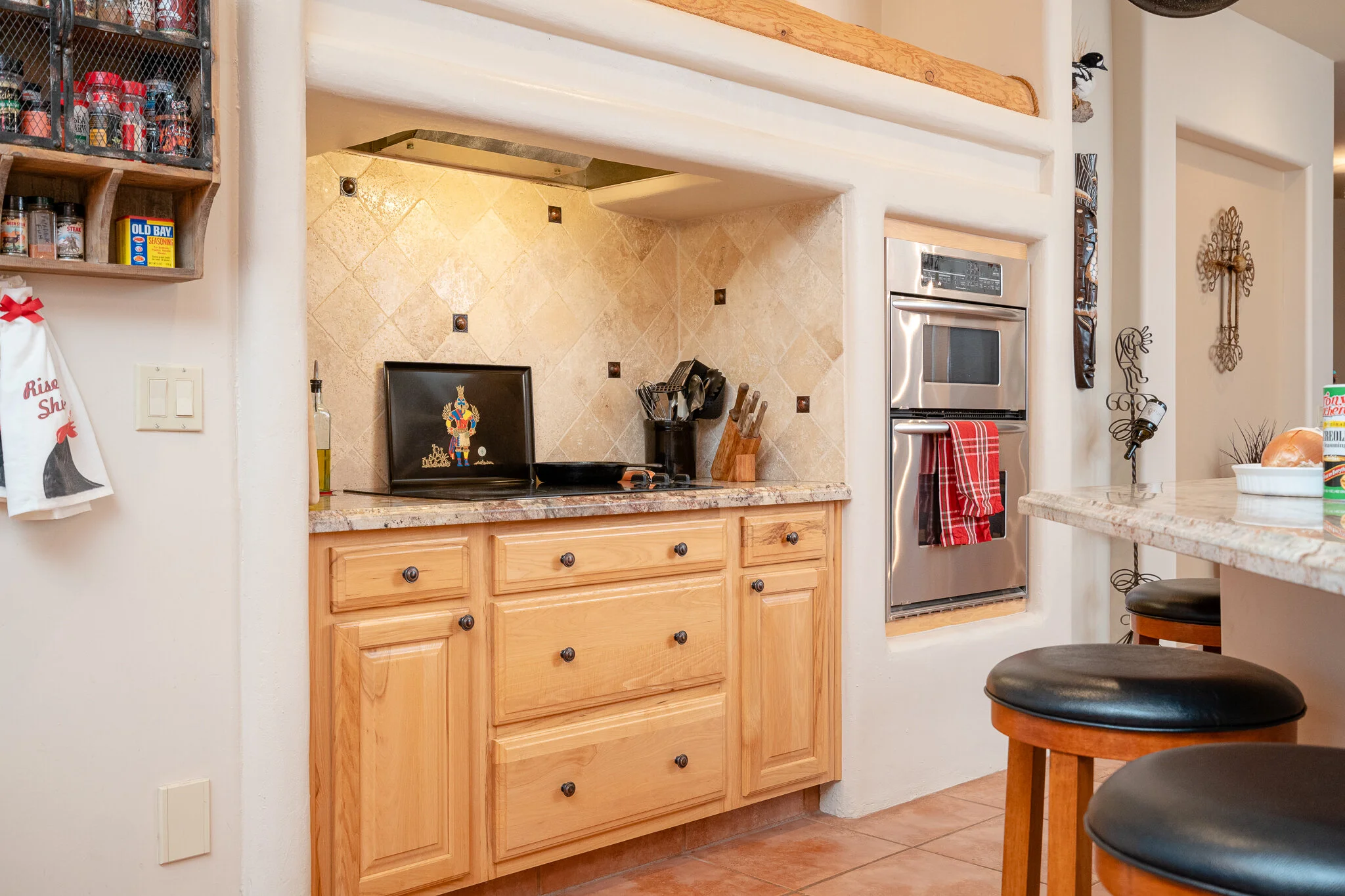 13_Kitchen_05.jpg