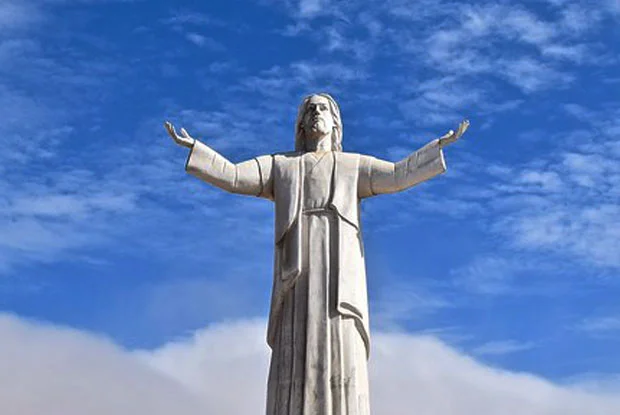 Travel-architects-lima-christ.jpg