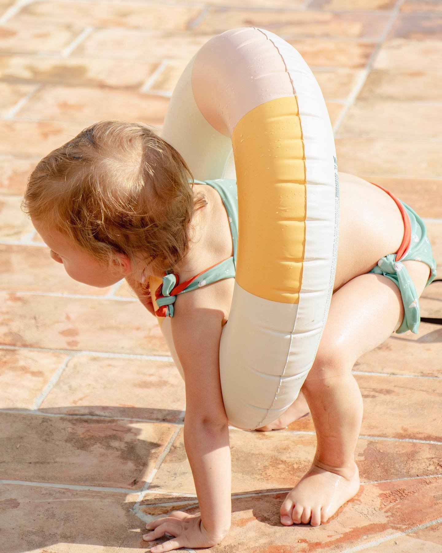 Sunny days lovers 🌿💛 
.
.
.
.
#pollyswimwear #matchymatchy #estate #estateitaliana #swimwear #costumidabagno #bikini #mammaaiutamamma #mammafiglia #mammablogger #madeinitaly