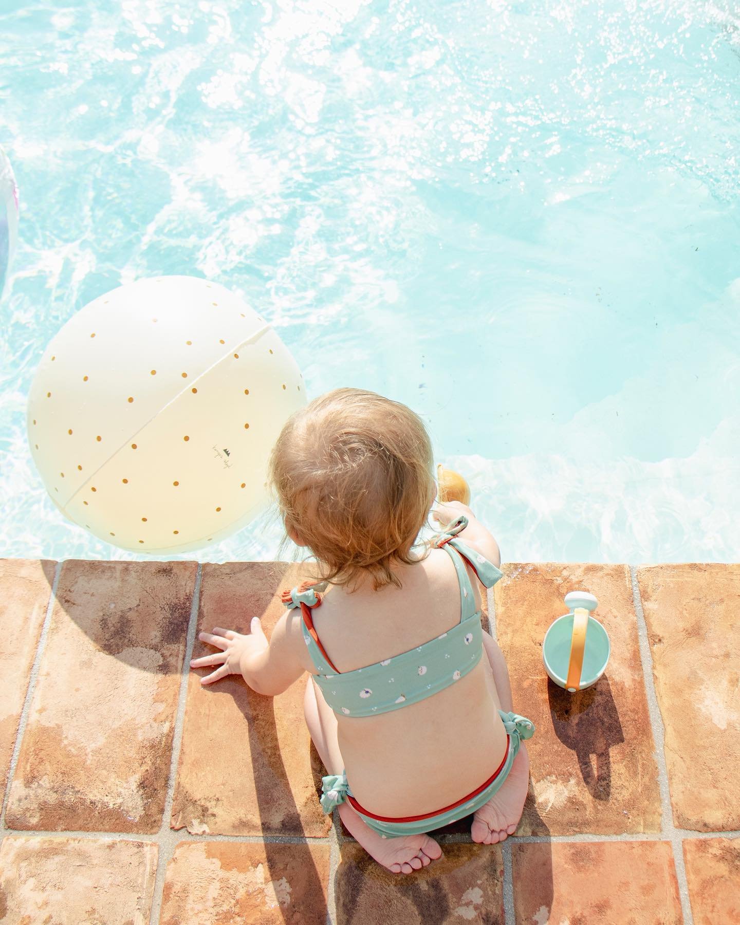 Happy pool day for baby Ginevra with Pollyswimwear 💚✨ 
.
.
.
.
.
#babygirl #children #mood #pool #lovely #swimwear #costumidabagno #madeinitaly #familytime #matchymatchy #swimsuit #estateitaliana #swimsuits #bikini #minifashion #tbt #friday #pollysw
