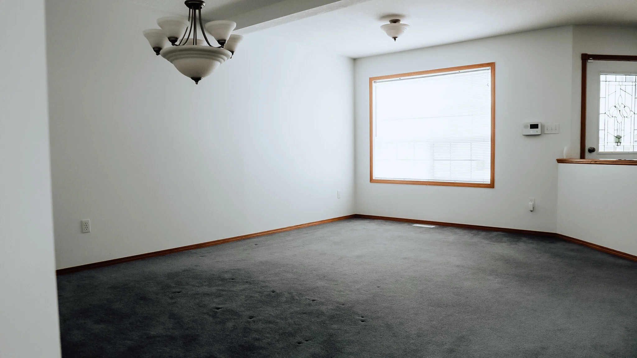 3. dinningroom.jpg