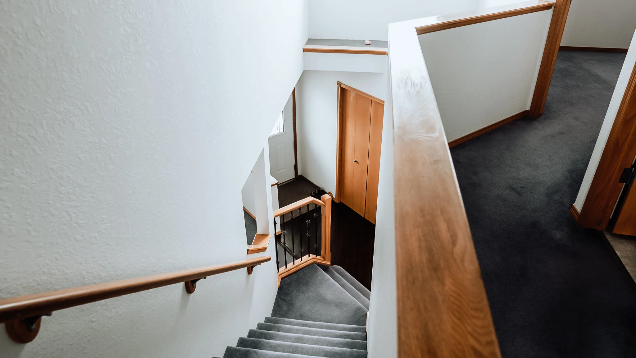 staircase copy.jpg