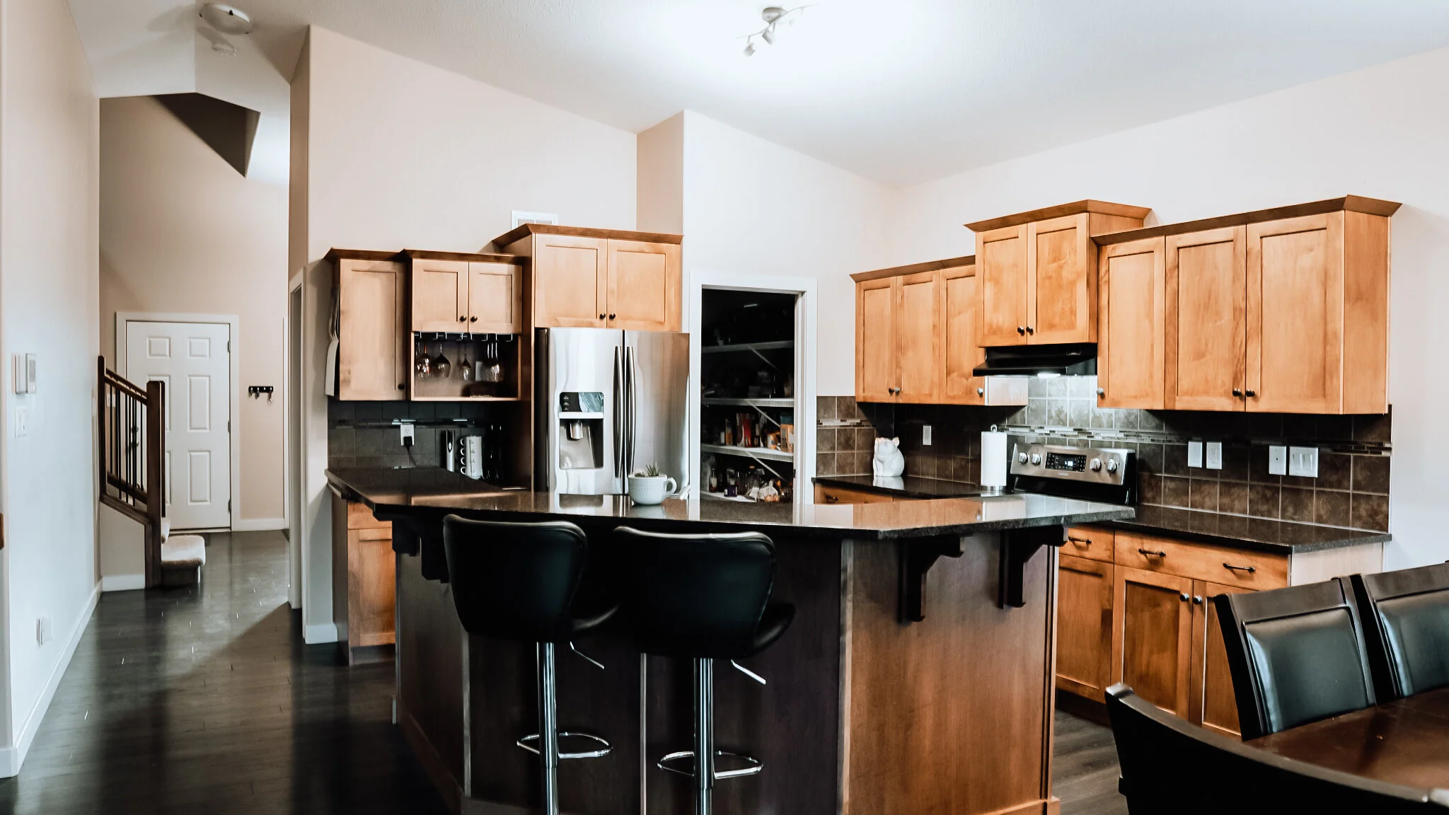 KITCHEN2.jpg