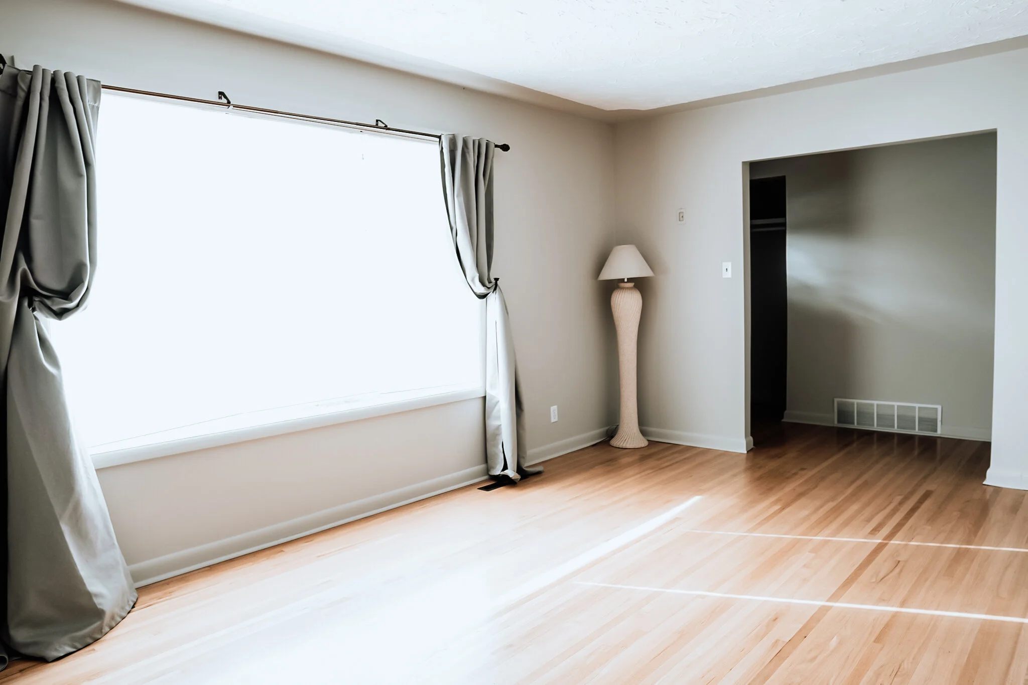 livingroom2.jpg