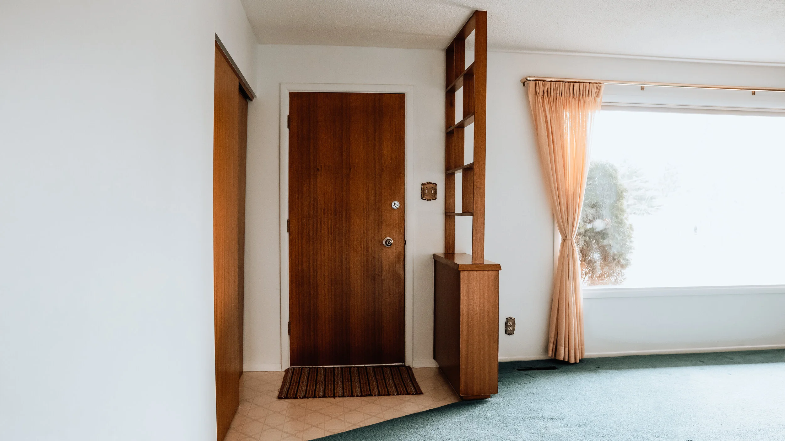 entrance.jpg