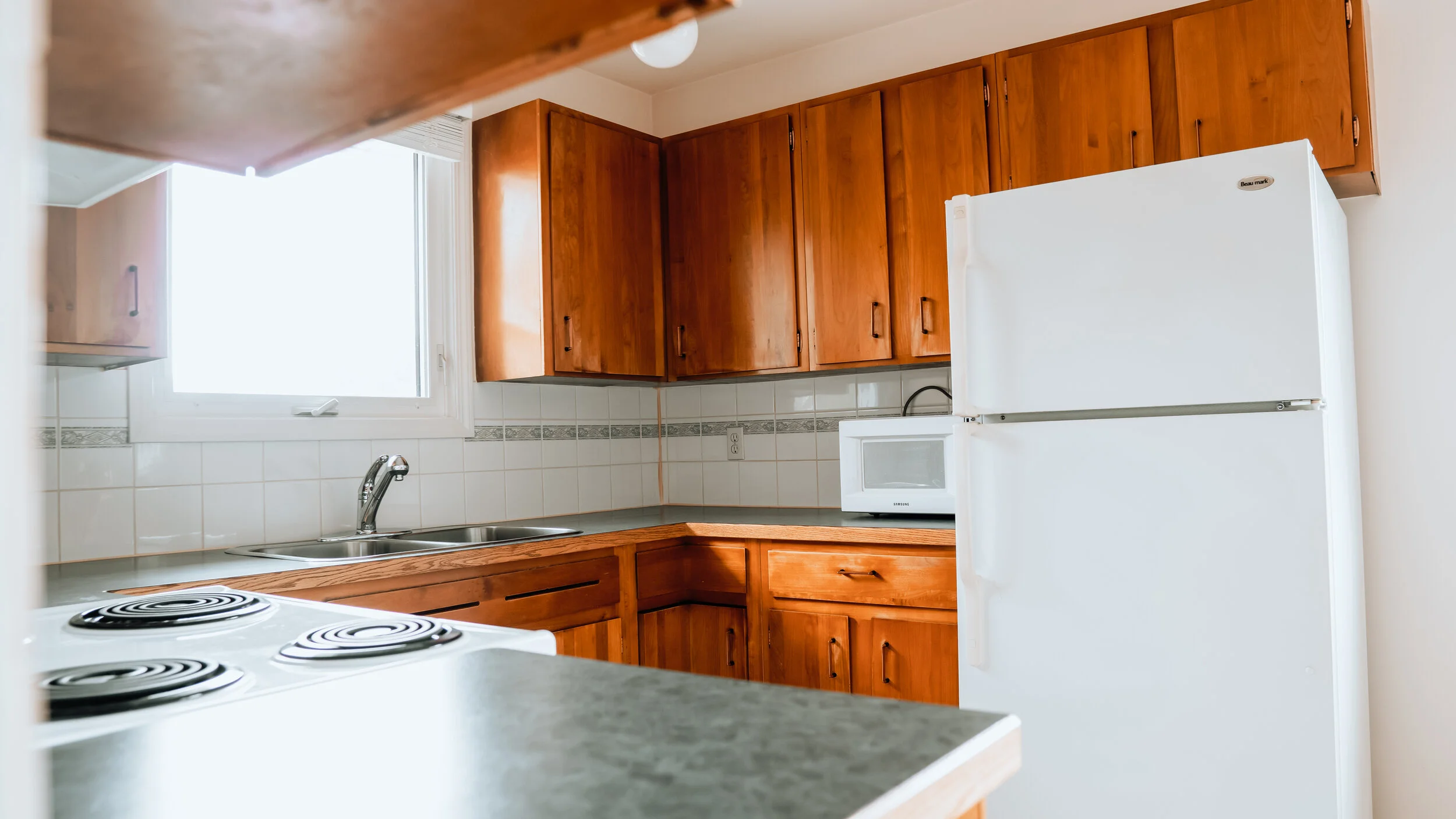 kitchenunderside.jpg