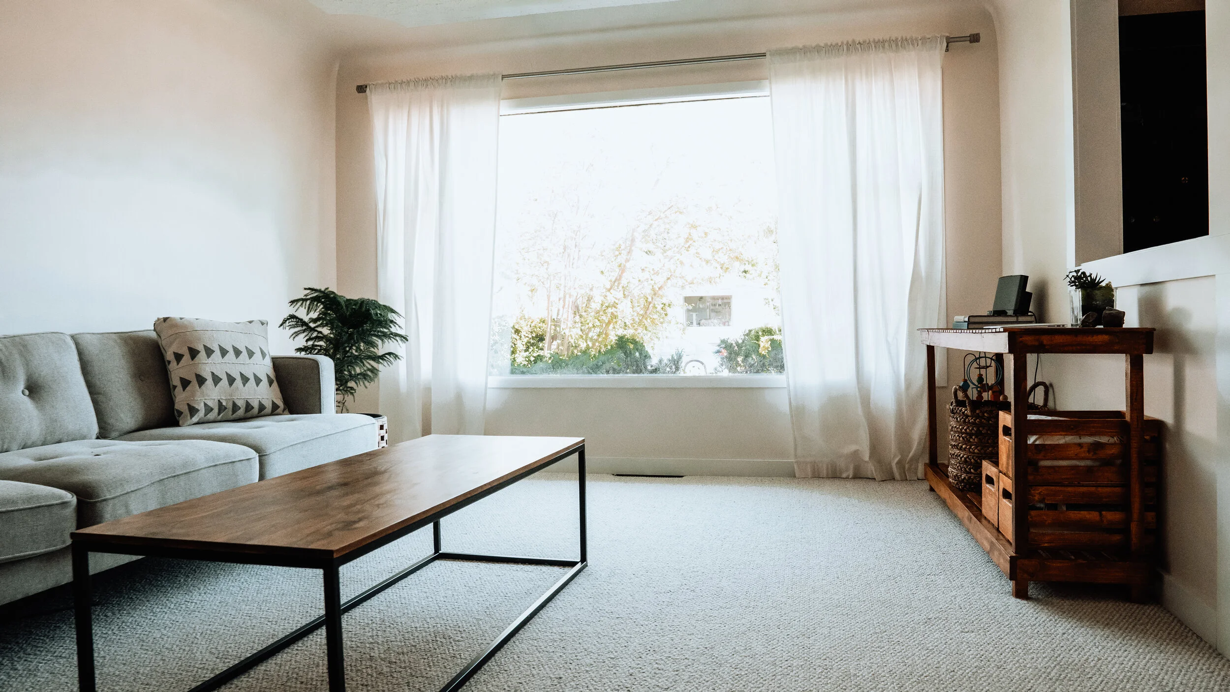 livingroomlookout.jpg