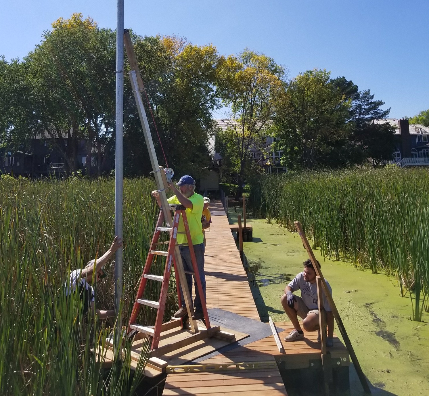 FLOATING & FIXED DOCKS