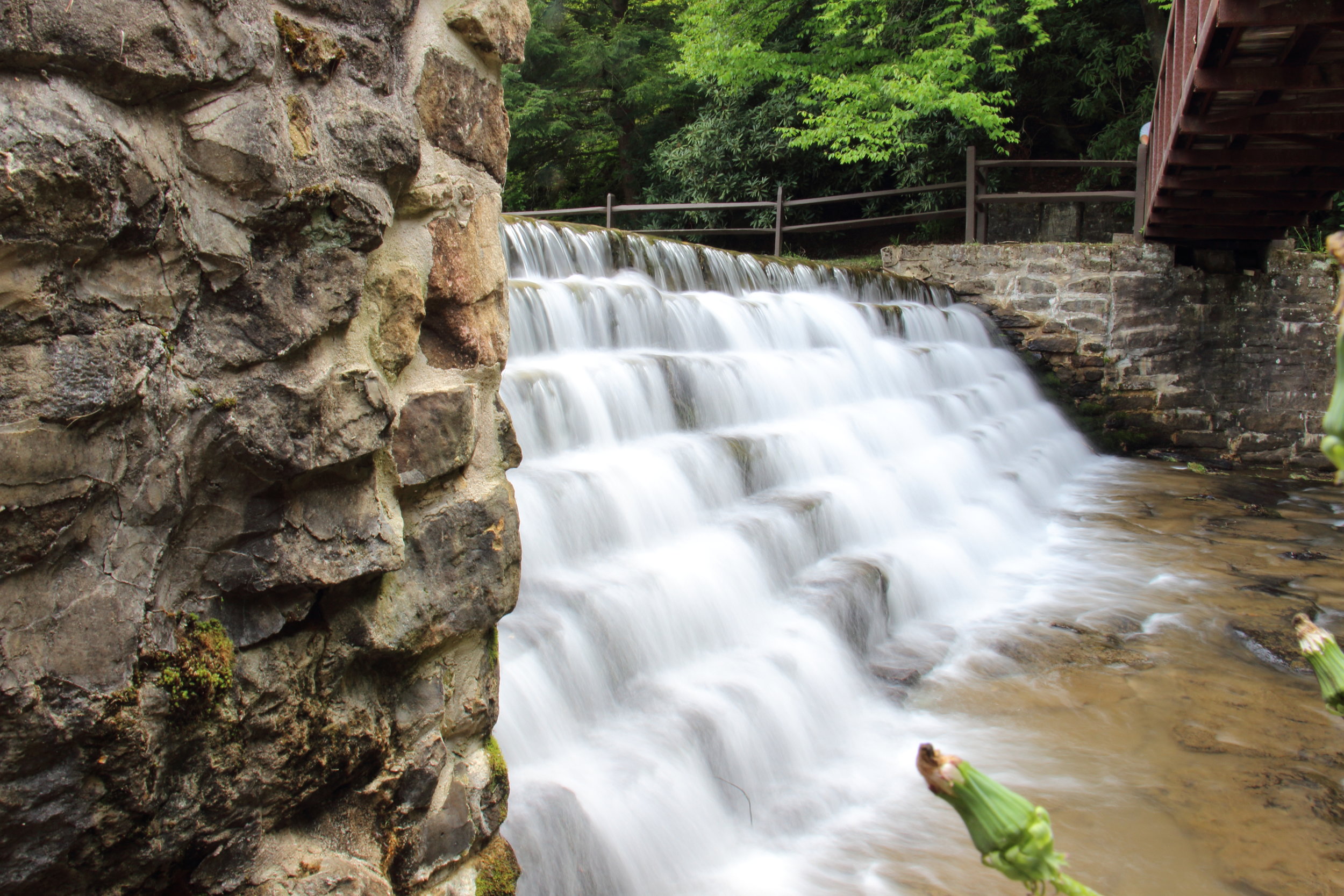 Dam Waterfall 1323.JPG