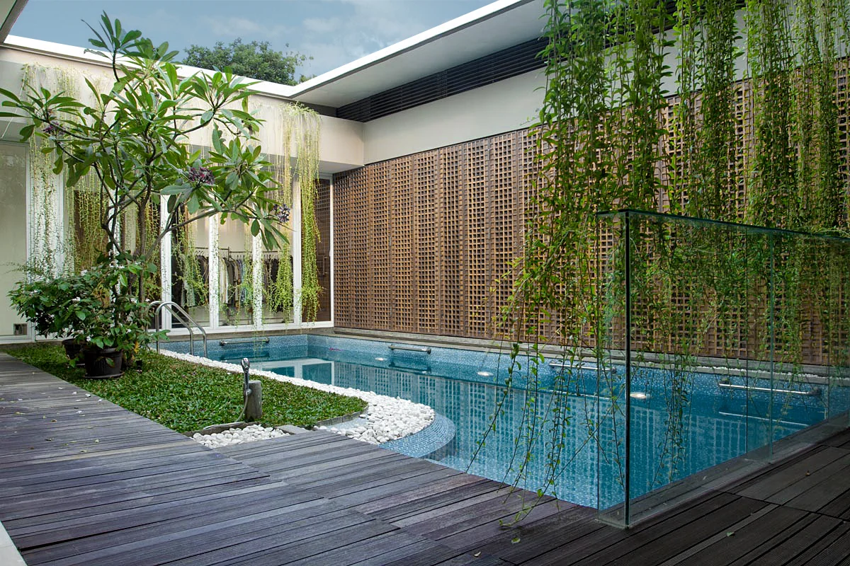 Jatipadang 03 Pool.jpg