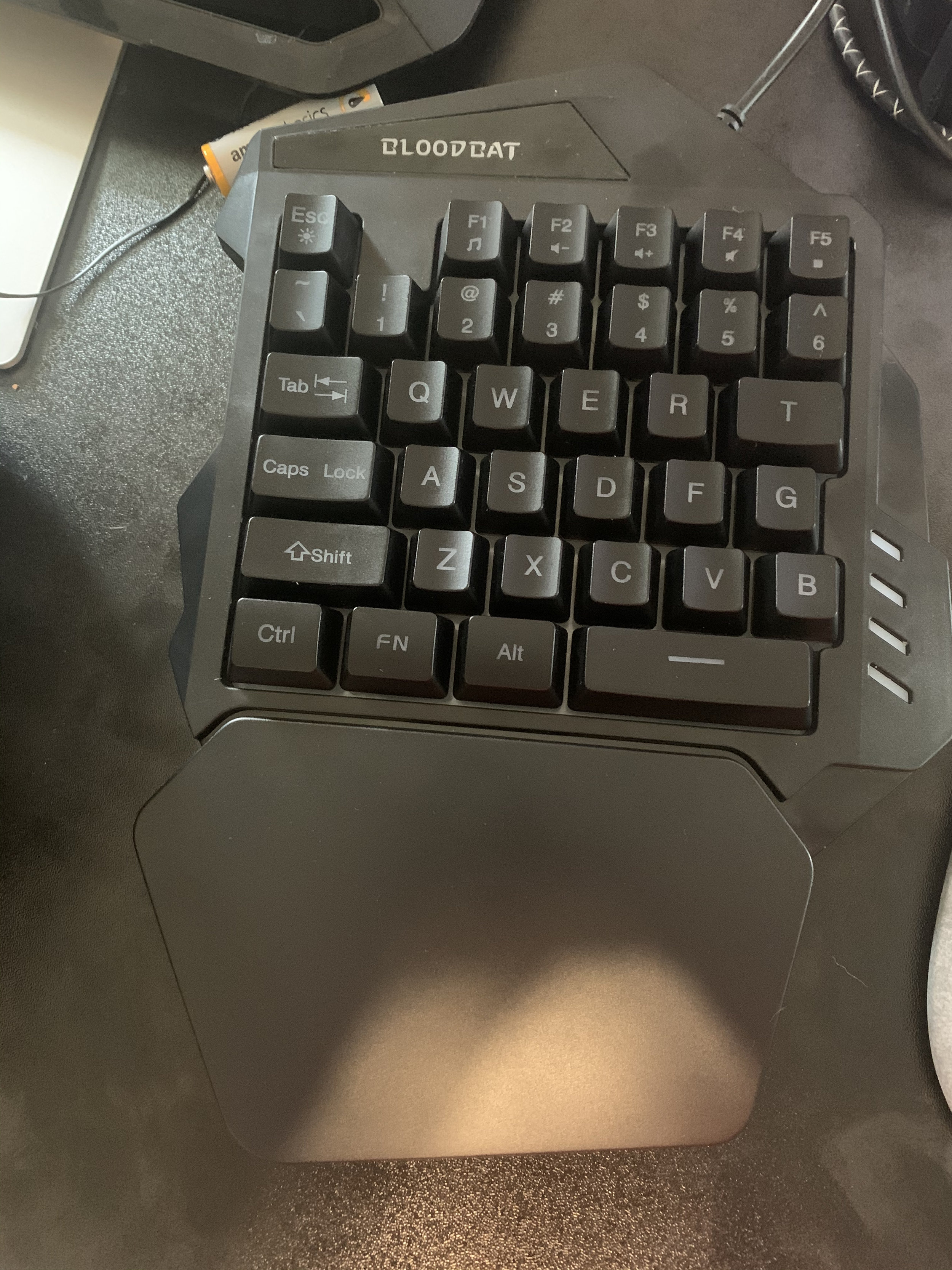 Bloodcat half keyboard