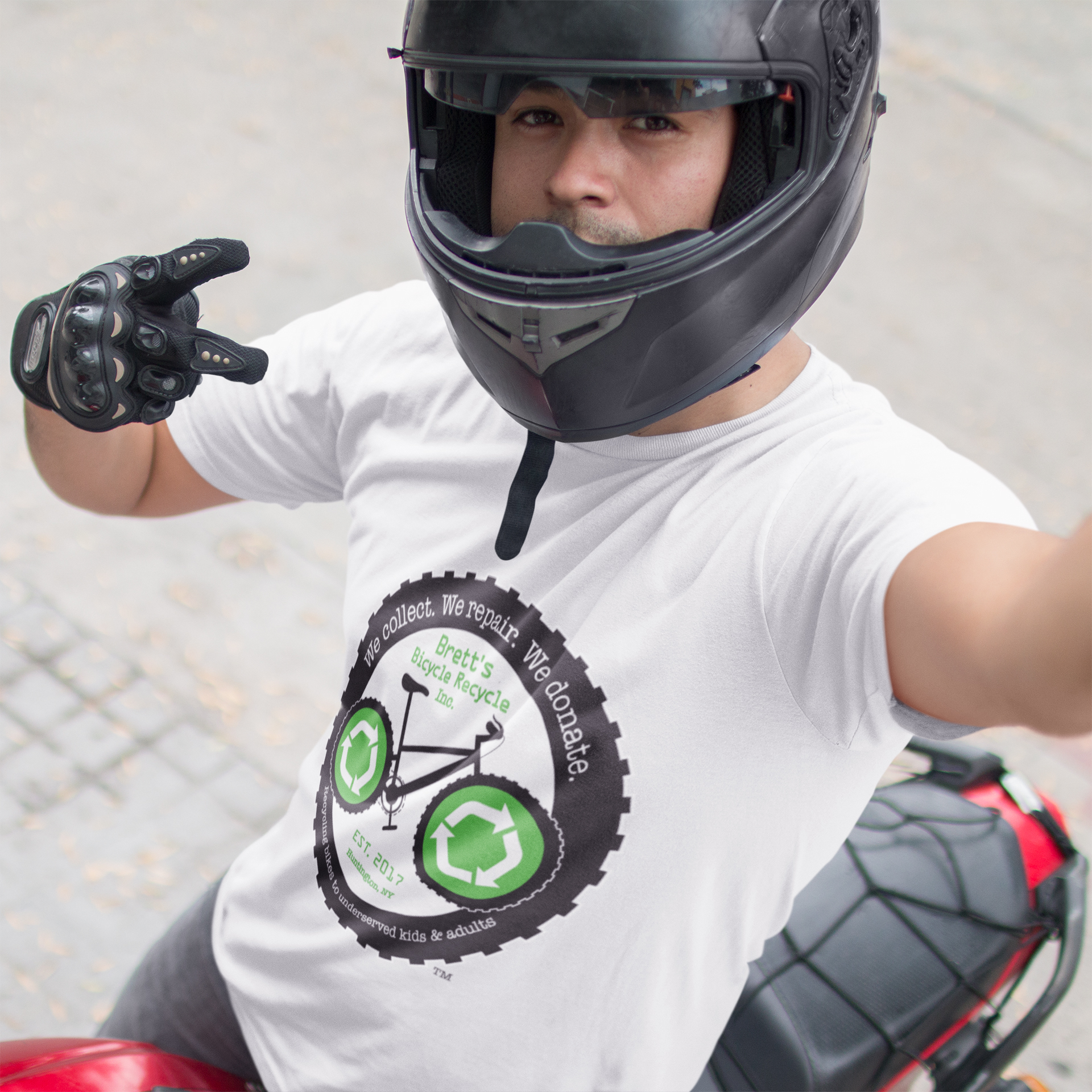 BBR Logo Shirt Model Motorcycle HR.jpg