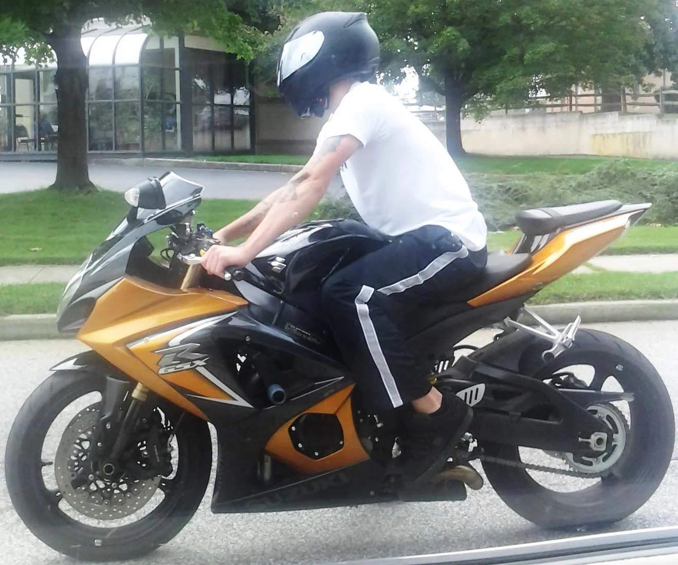 brett motorccyle2.jpg