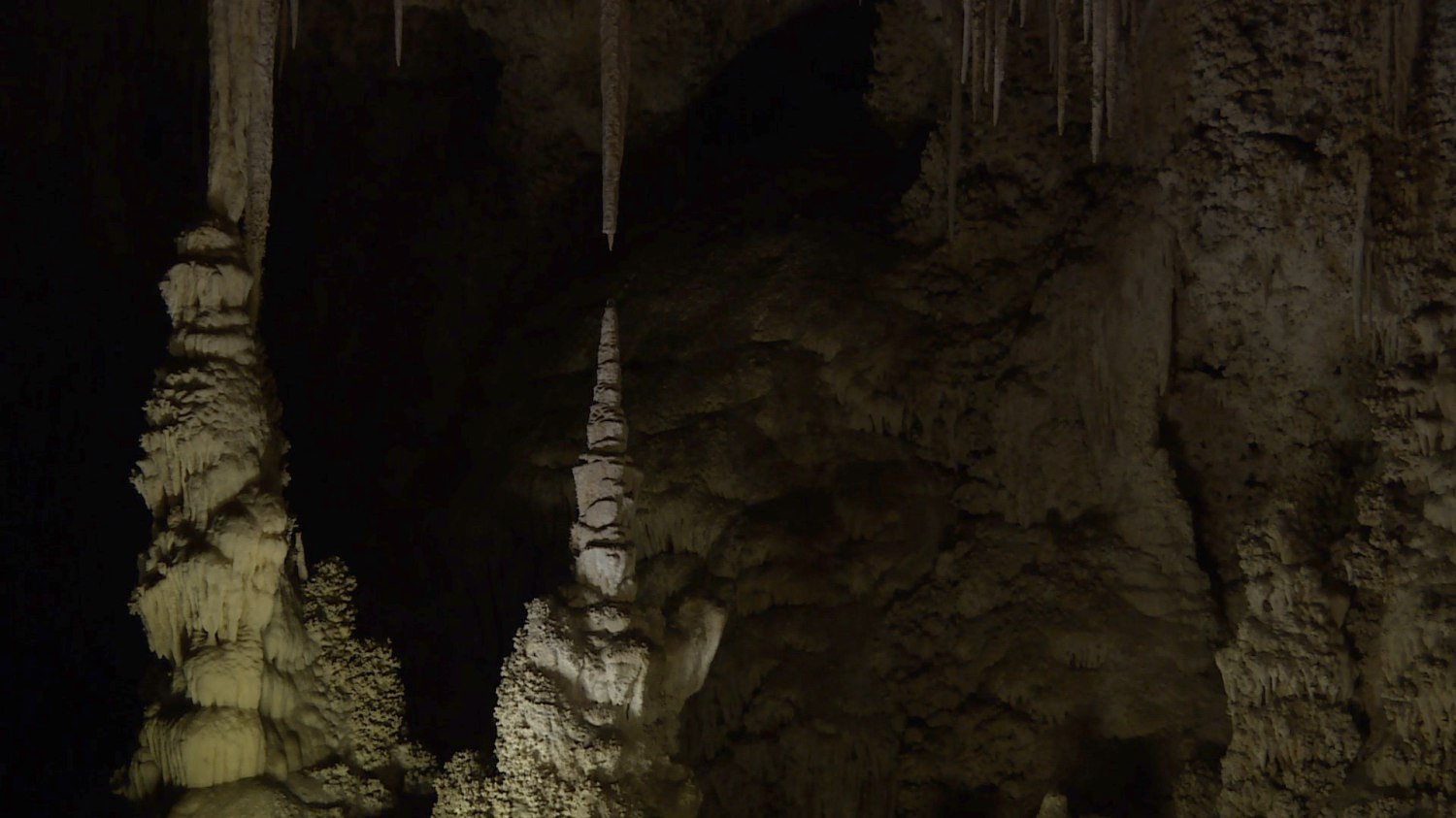 batch_Carlsbad Cavern 2.jpg