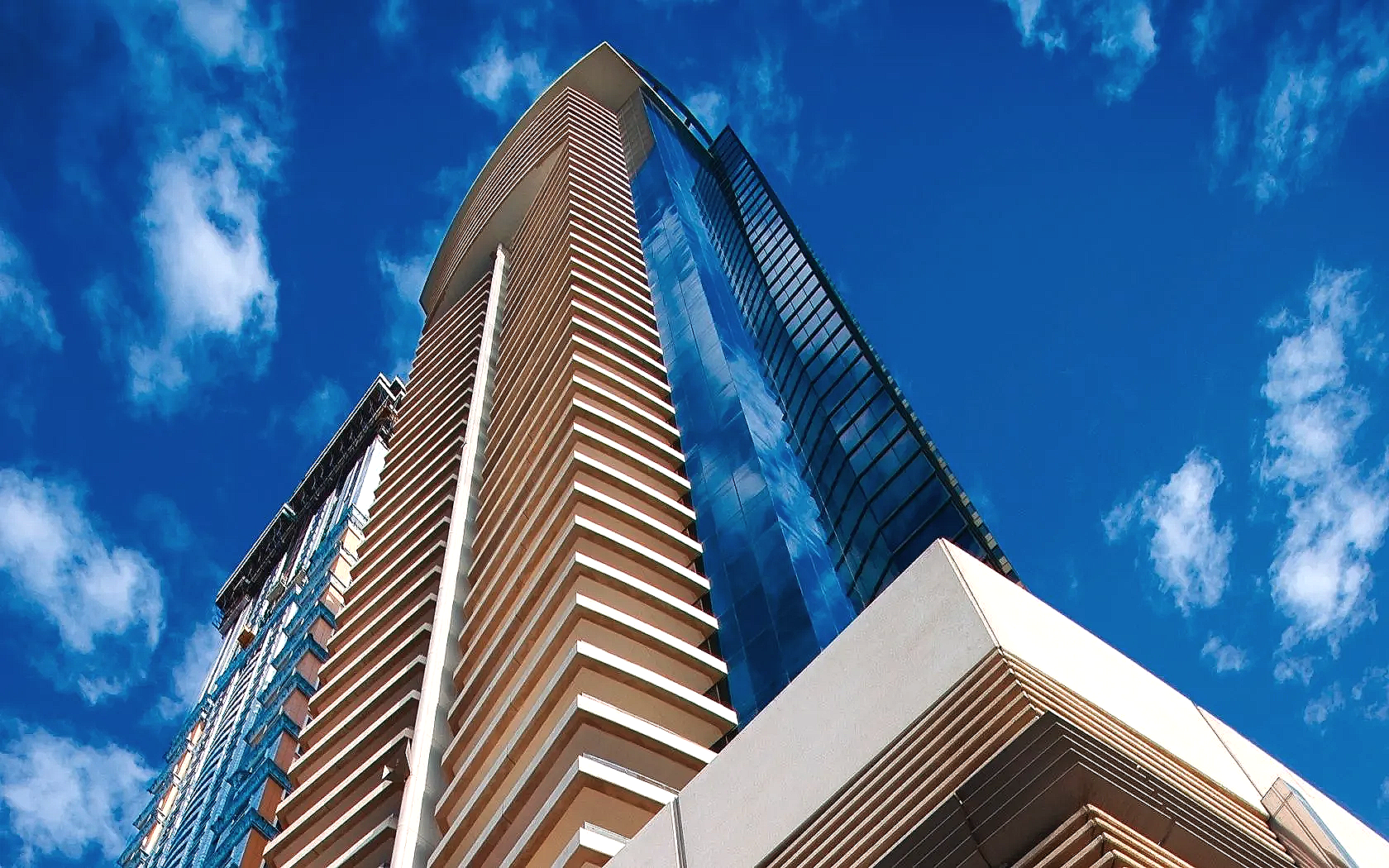 The most exclsive residential unit at the world famous Le Rêve Tower at the Dubai Marina