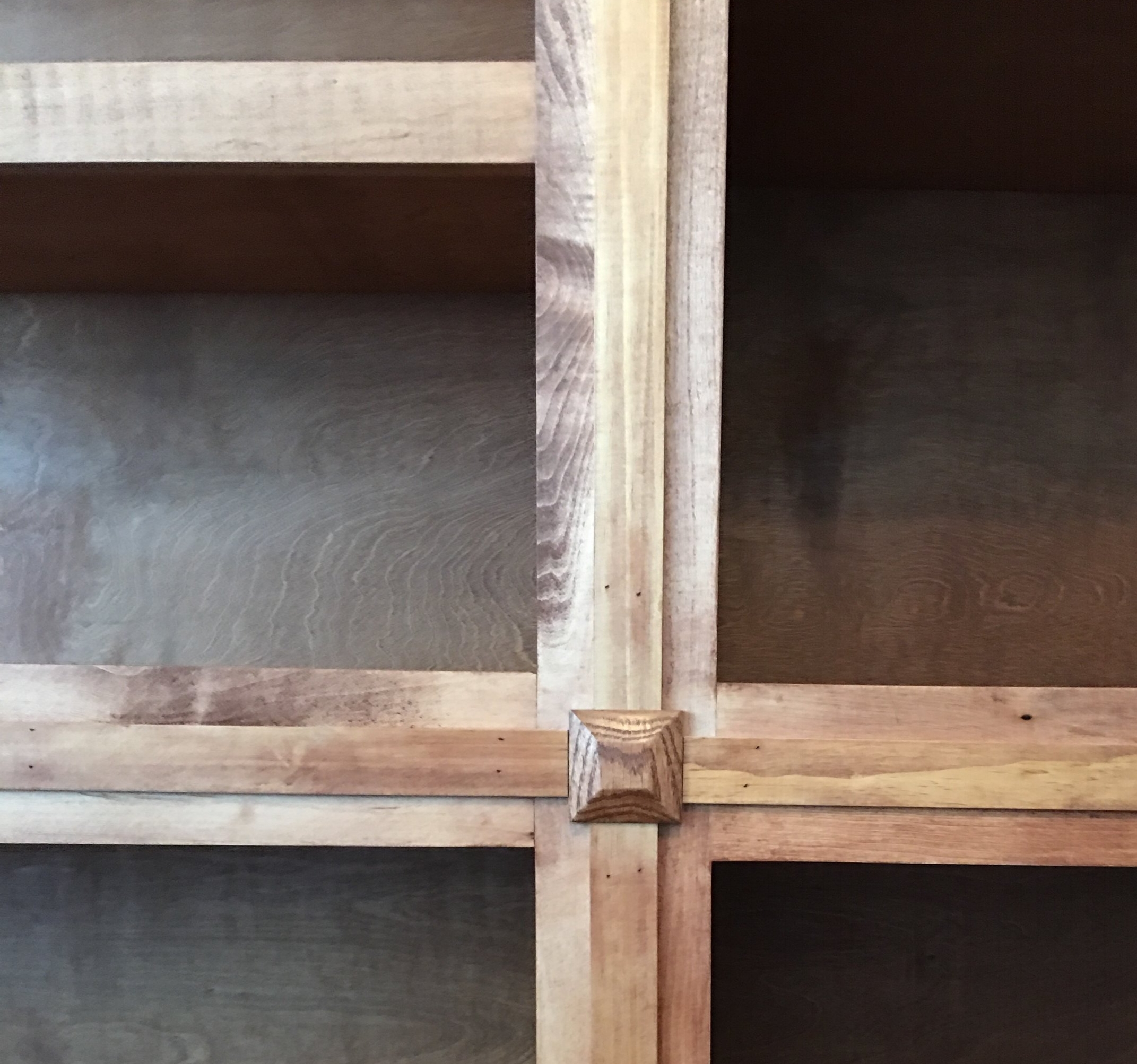 bookcase detail.JPG