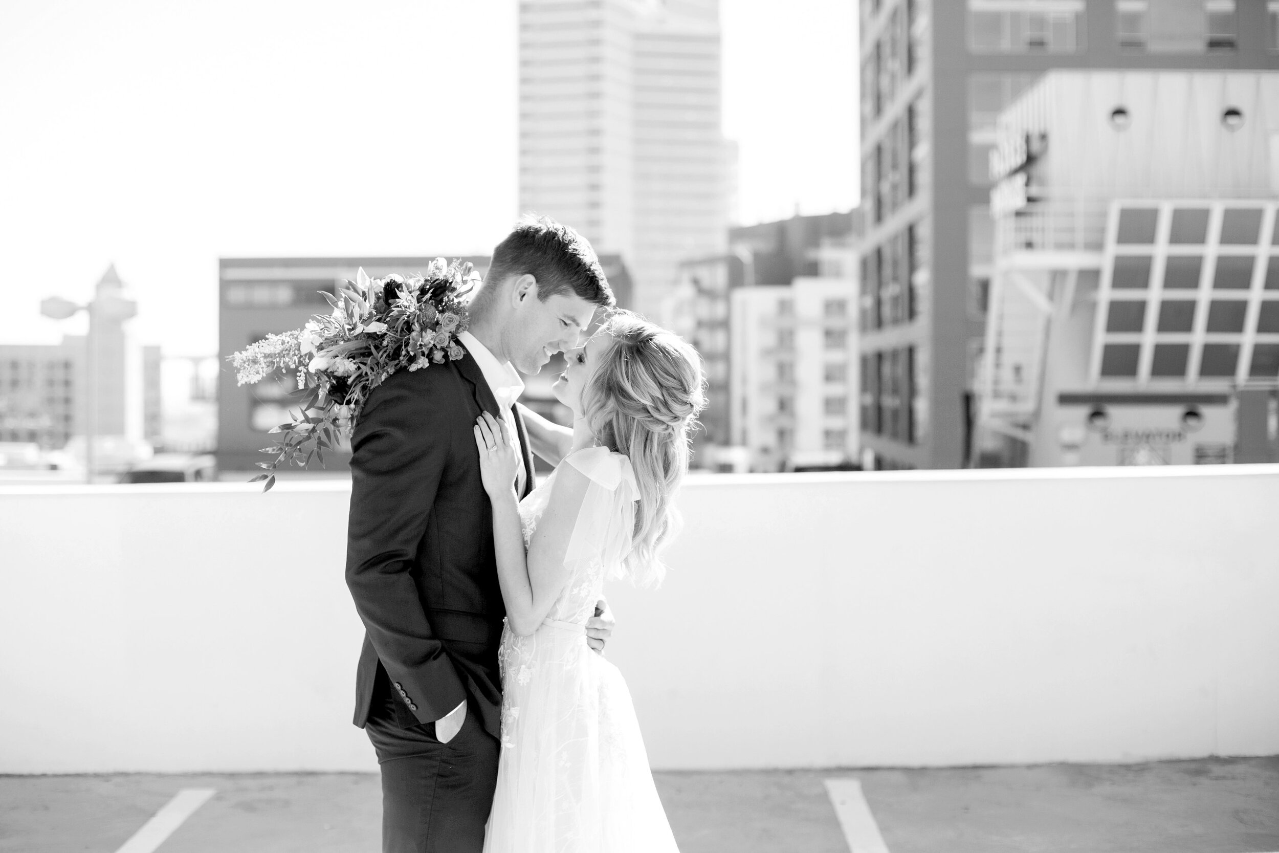 LUCE-LOFT-WEDDING-PHOTOS-SAN-DIEGO-PHOTOGRAPHER-BROOKE-TOBIN-PHOTOGRAPHY_54.jpg