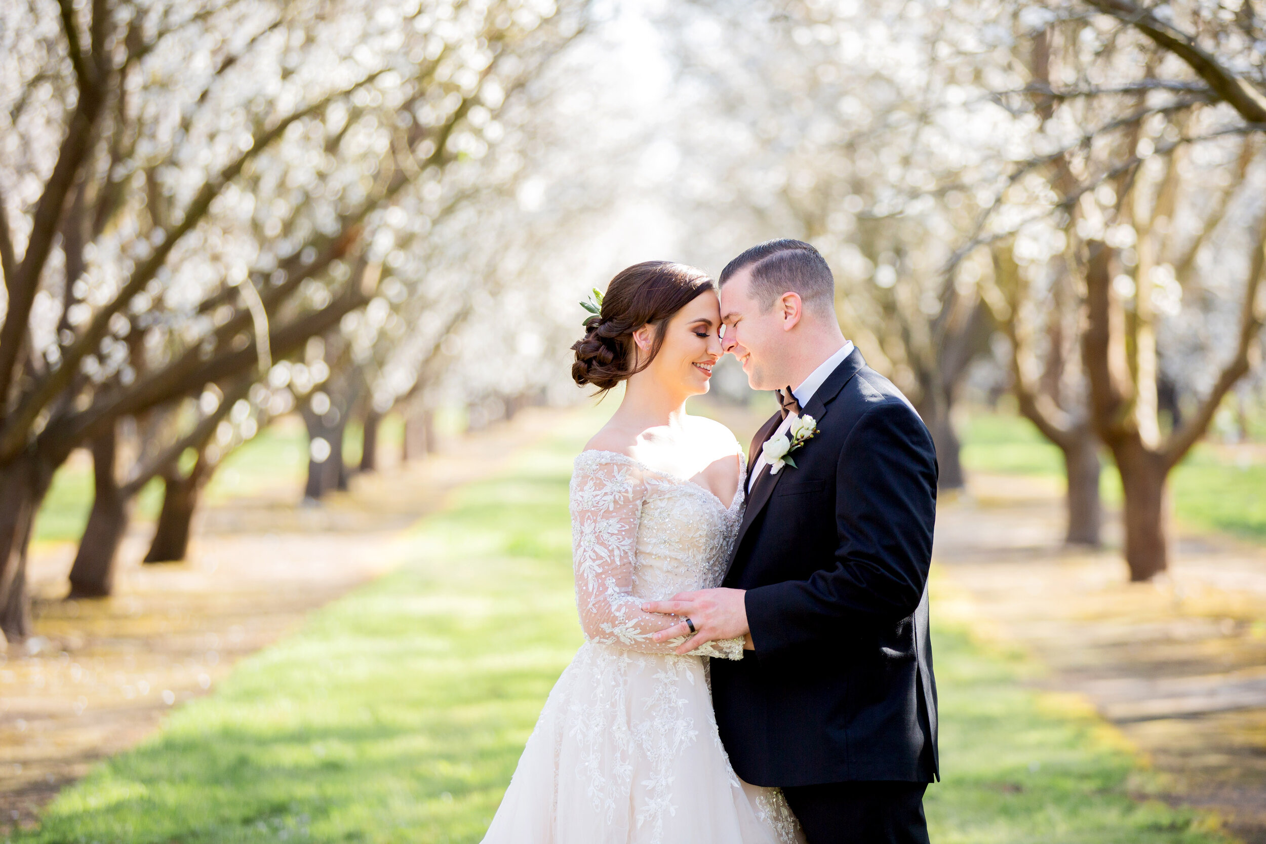 ALMOND-ORCHARD-WEDDING-PHOTOS-BROOKE-TOBIN-PHOTOGRAPHY_050.jpg