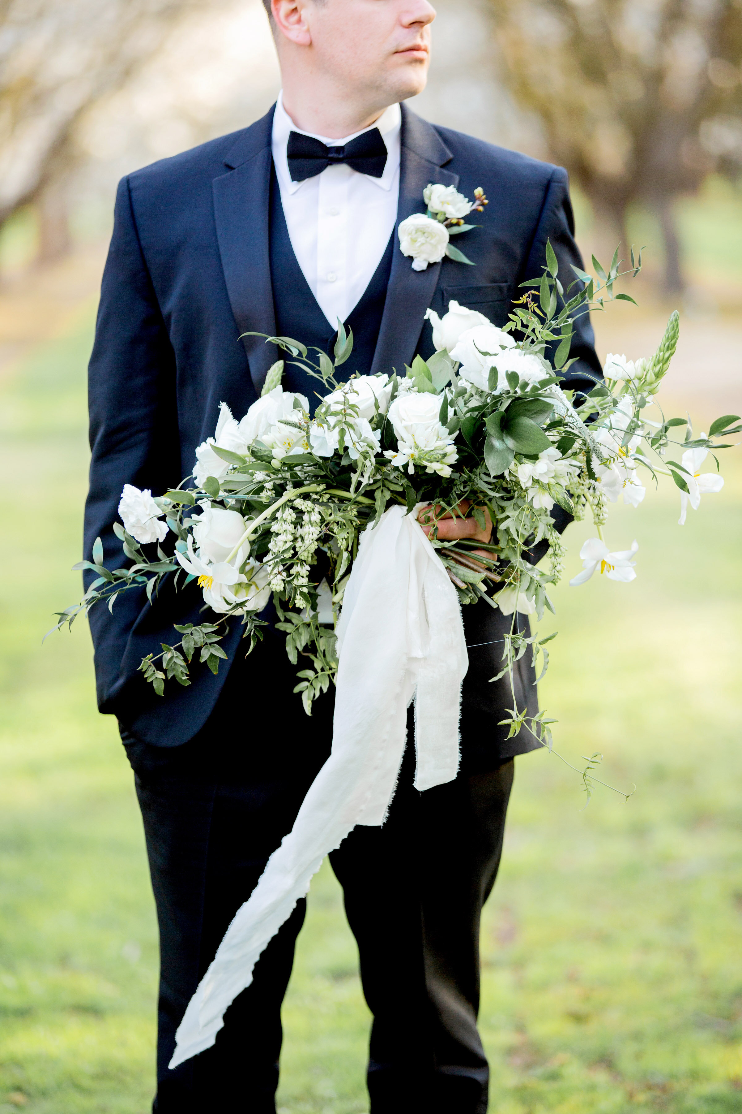 ALMOND-ORCHARD-WEDDING-PHOTOS-BROOKE-TOBIN-PHOTOGRAPHY_075.jpg