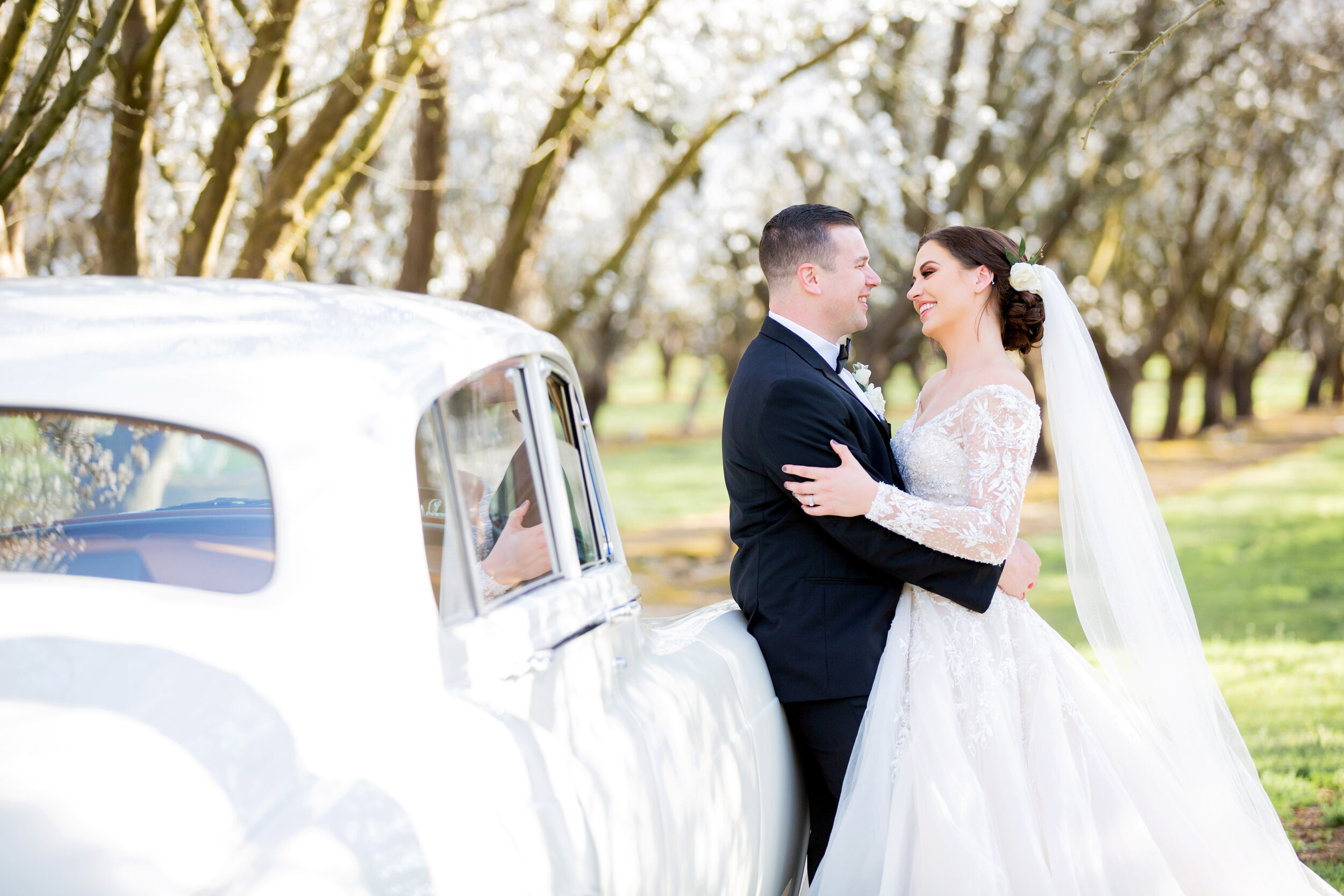 ALMOND-ORCHARD-WEDDING-PHOTOS-BROOKE-TOBIN-PHOTOGRAPHY_081.jpg