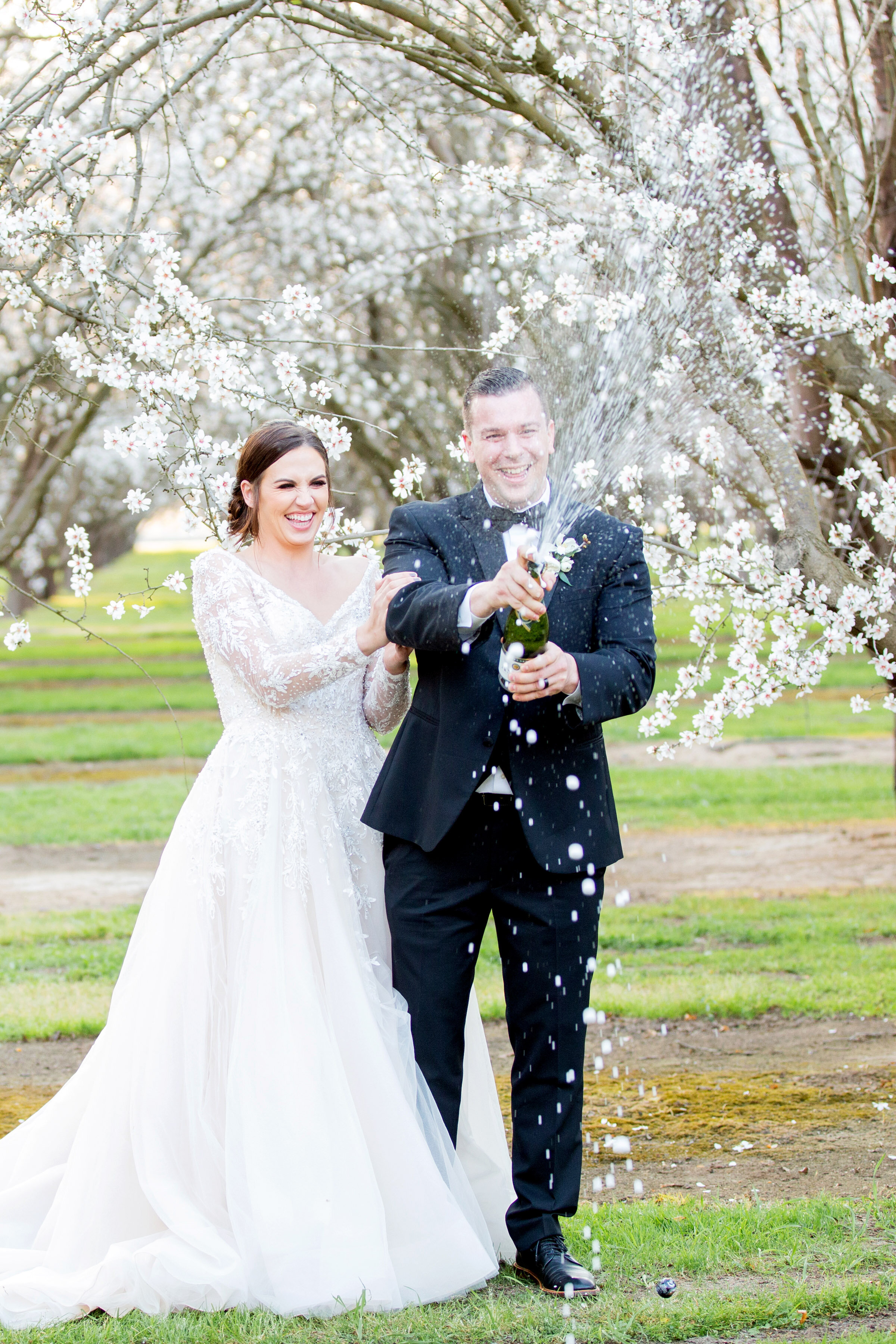 ALMOND-ORCHARD-WEDDING-PHOTOS-BROOKE-TOBIN-PHOTOGRAPHY_097.jpg