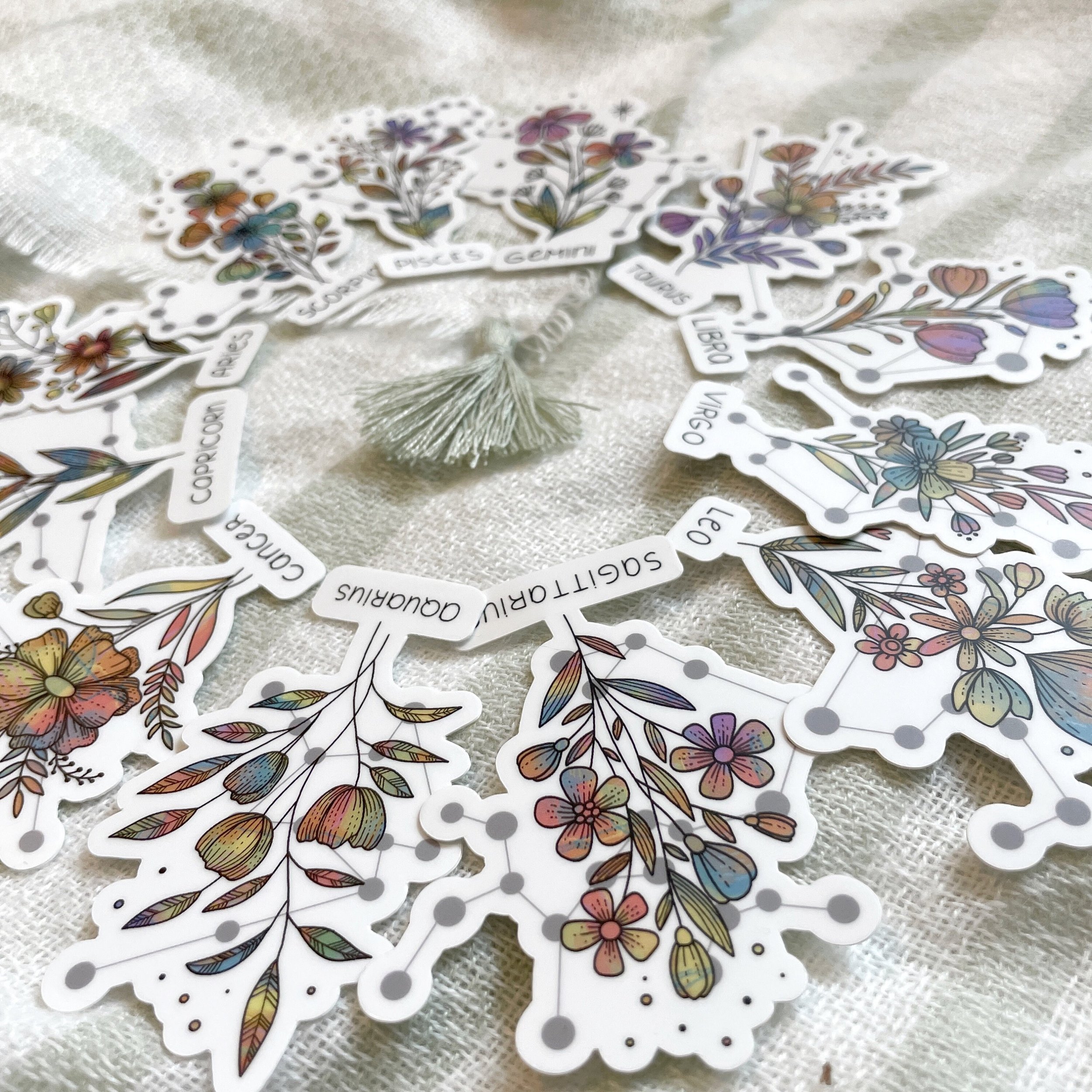 https://i.etsystatic.com/25935268/r/il/0d2308/3621078158/il_fullxfull.3621078158_onpe.jpg