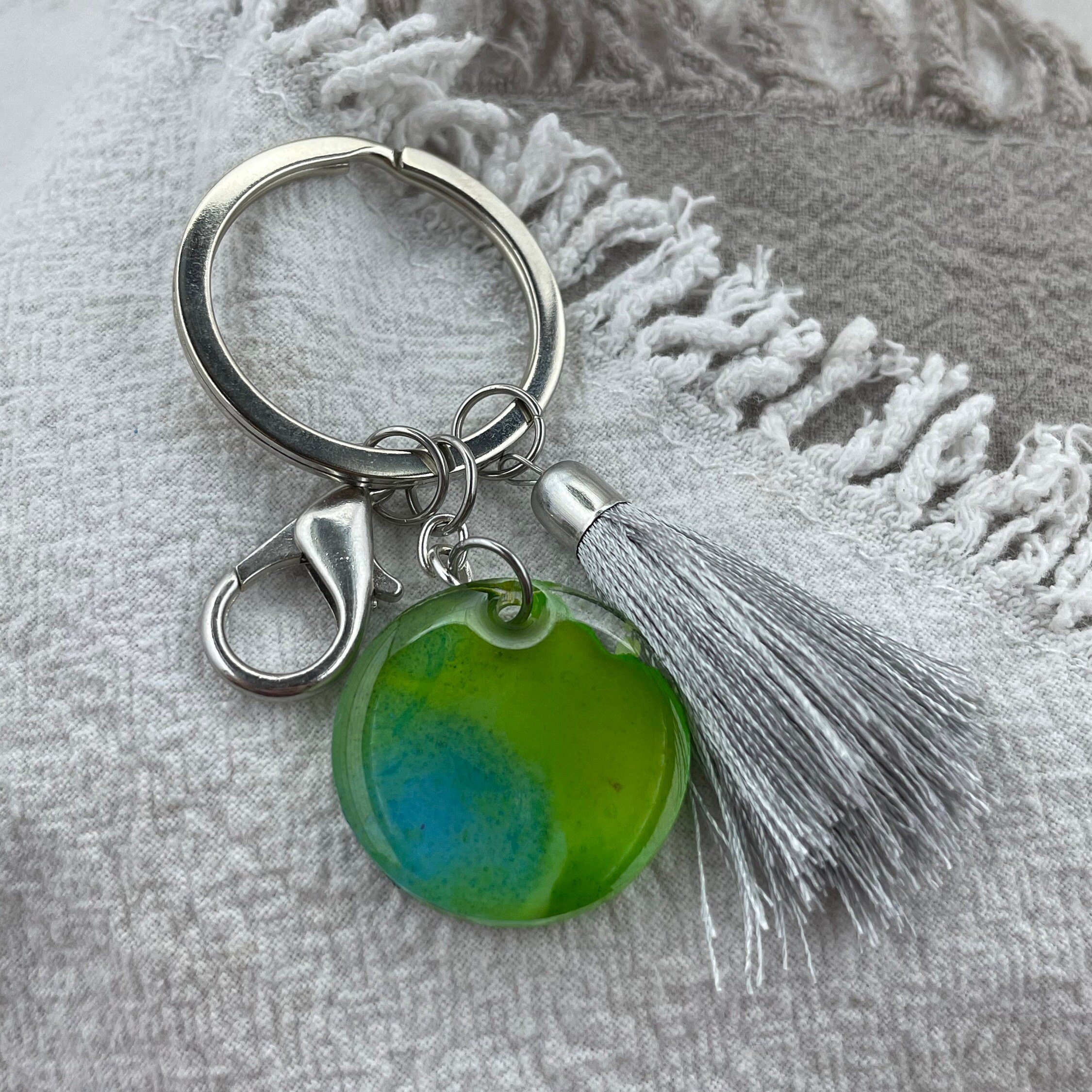 https://i.etsystatic.com/25935268/r/il/aa7bf3/2832960505/il_fullxfull.2832960505_1d8d.jpg