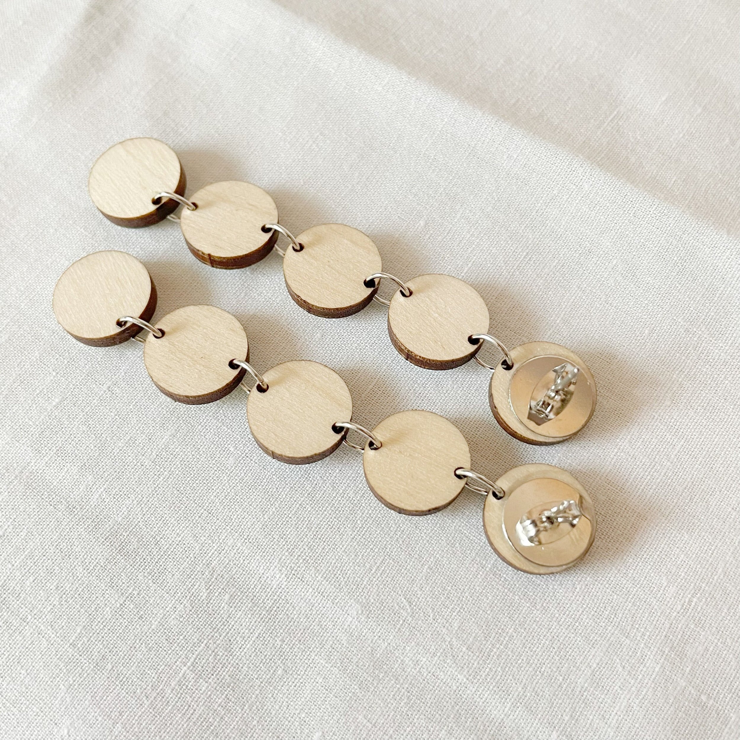 https://i.etsystatic.com/25935268/r/il/ee0bae/3300553670/il_fullxfull.3300553670_g4vt.jpg