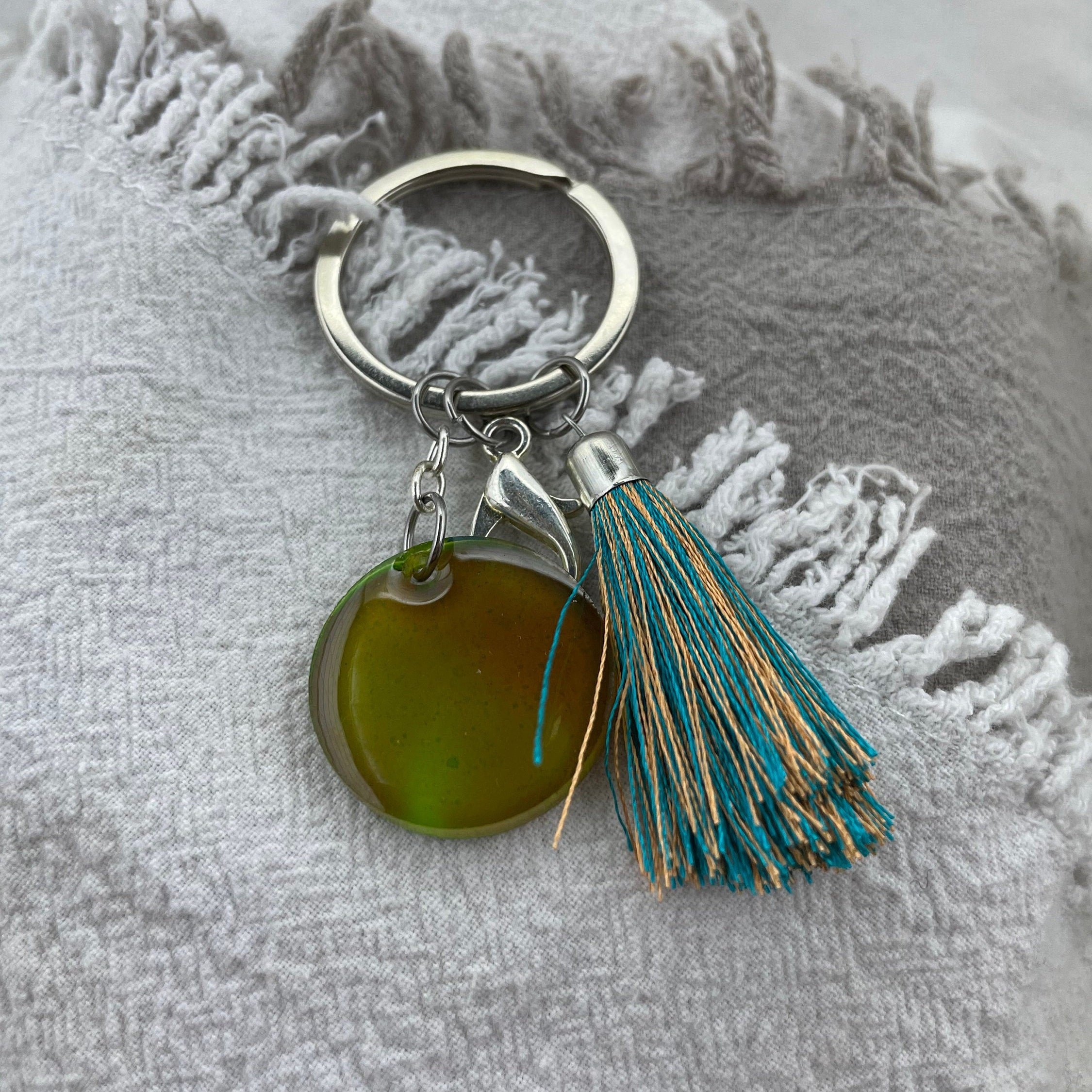 https://i.etsystatic.com/25935268/r/il/a03fd2/2845149893/il_fullxfull.2845149893_fnx3.jpg