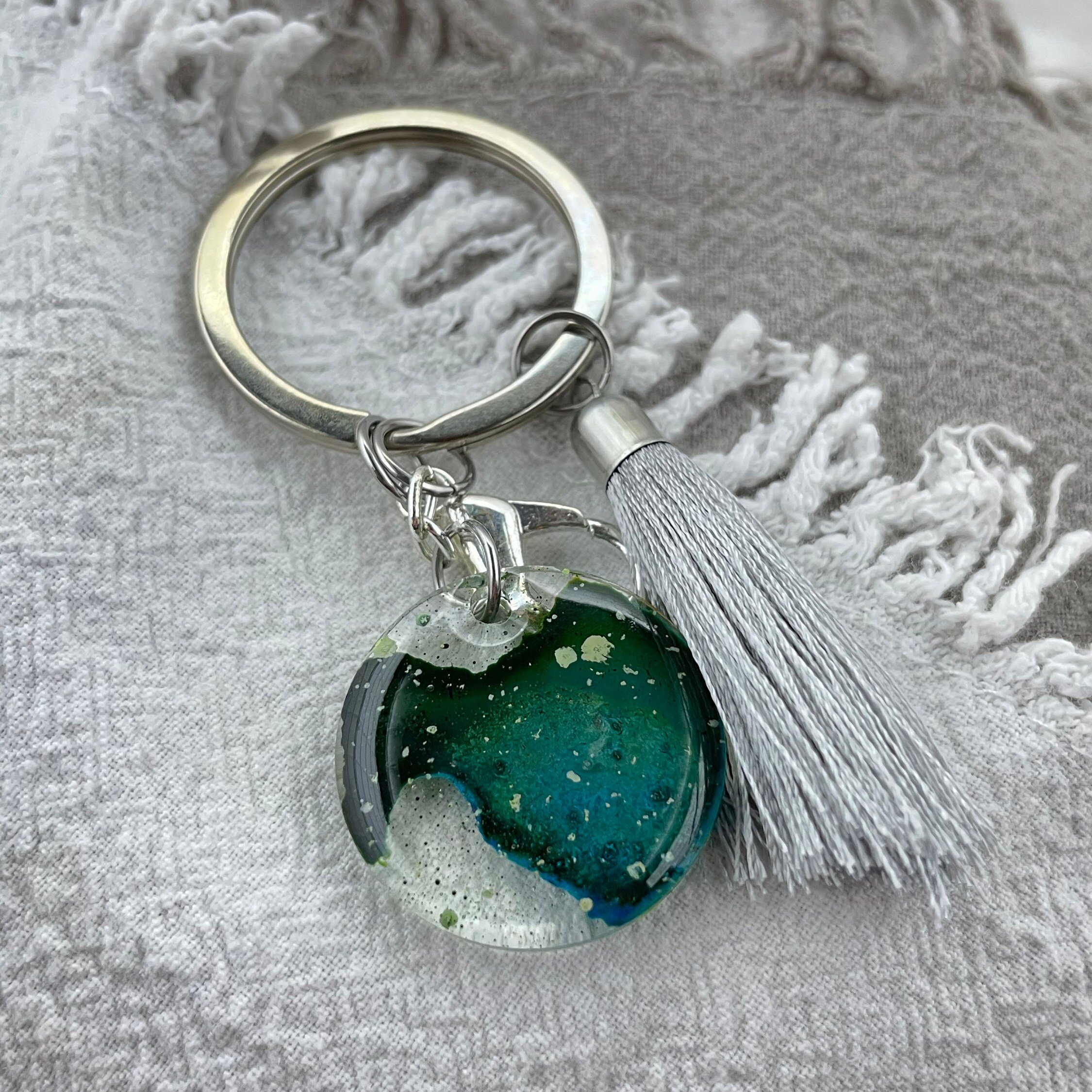 https://i.etsystatic.com/25935268/r/il/30035e/2832948115/il_fullxfull.2832948115_az9l.jpg