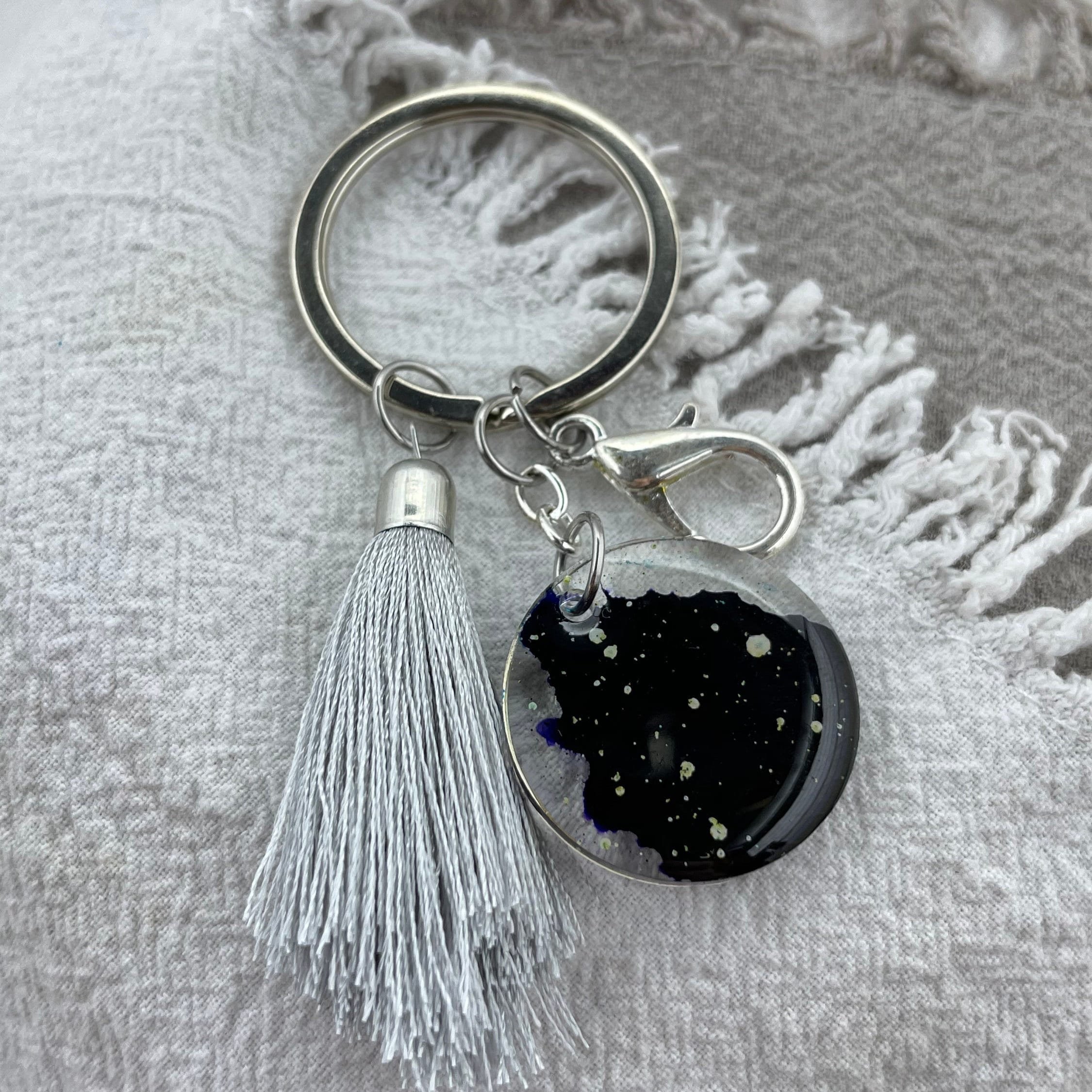 https://i.etsystatic.com/25935268/r/il/93503f/2785280988/il_fullxfull.2785280988_280n.jpg