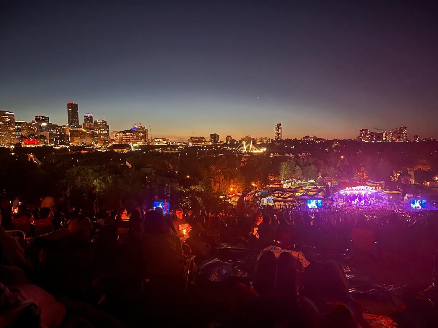 Summer 2023 was full of sunsets from the hill, lots of laughs, and mostly happy tears ✨
.
.
#folkfestival #edmontonfolkmusicfestival #efmf #edmontonmusic #livemusic #albertamusic #musicfestival