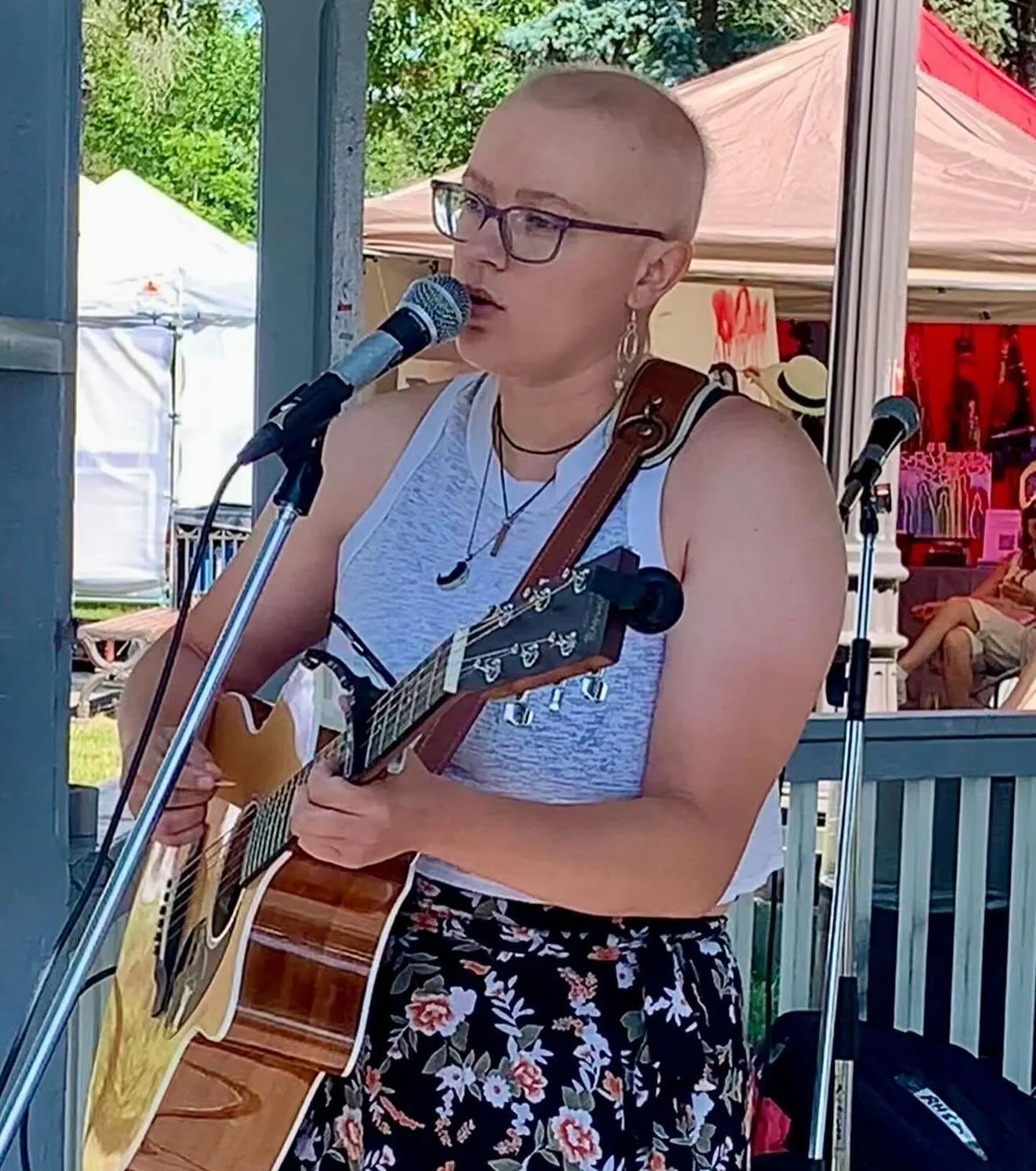 Summer&rsquo;s in full swing! Playing a couple sweet little sets tomorrow between 5 and 7 pm at Butler Memorial Park for the @stonyplainroad Business Association! Come on out and visit ☺️
The photo is from @yegartwalk this past weekend courtesy of th