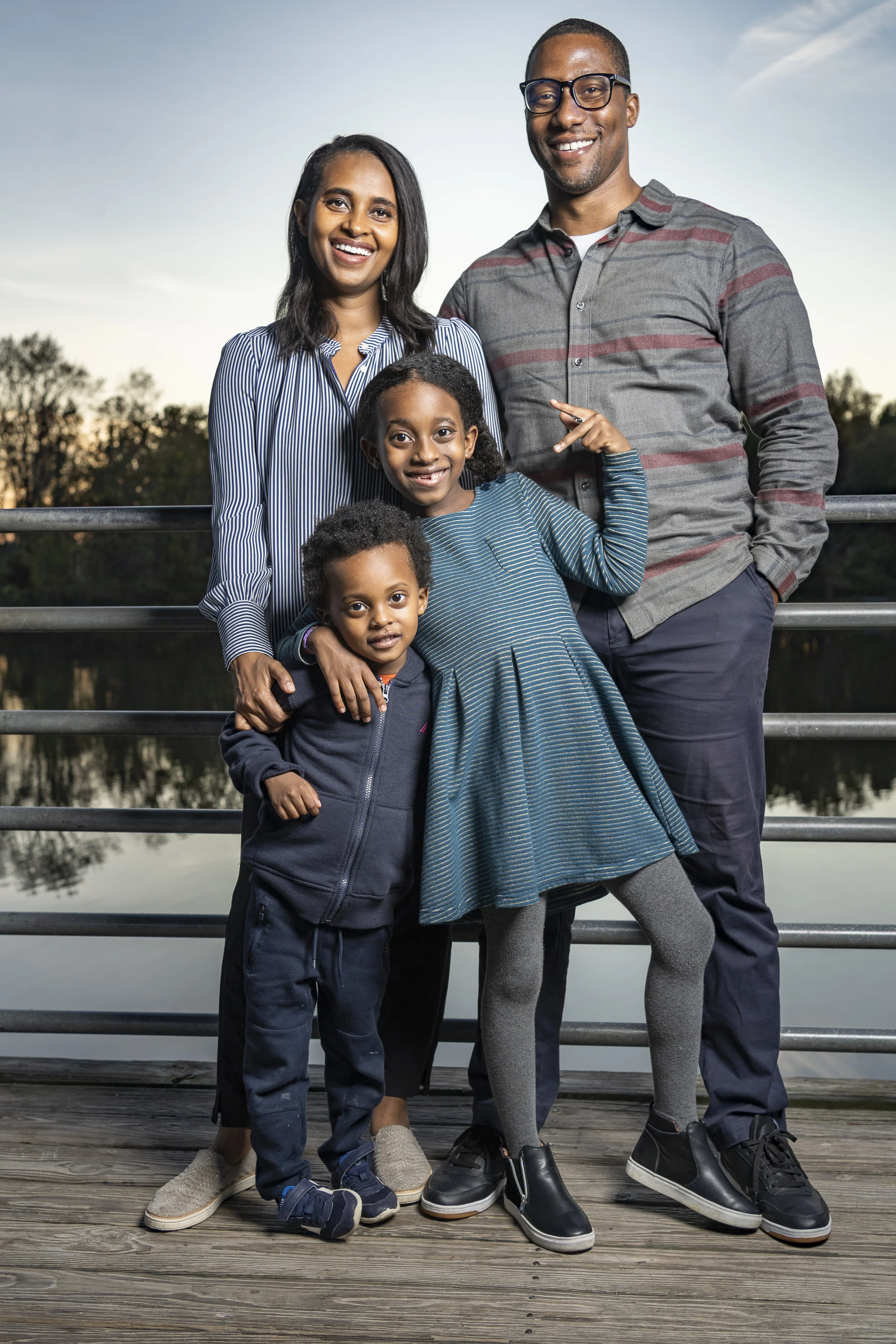 2020_11-2020_11 Chickaro Family Portraits Lake Artemesia 8867-1-2.jpg