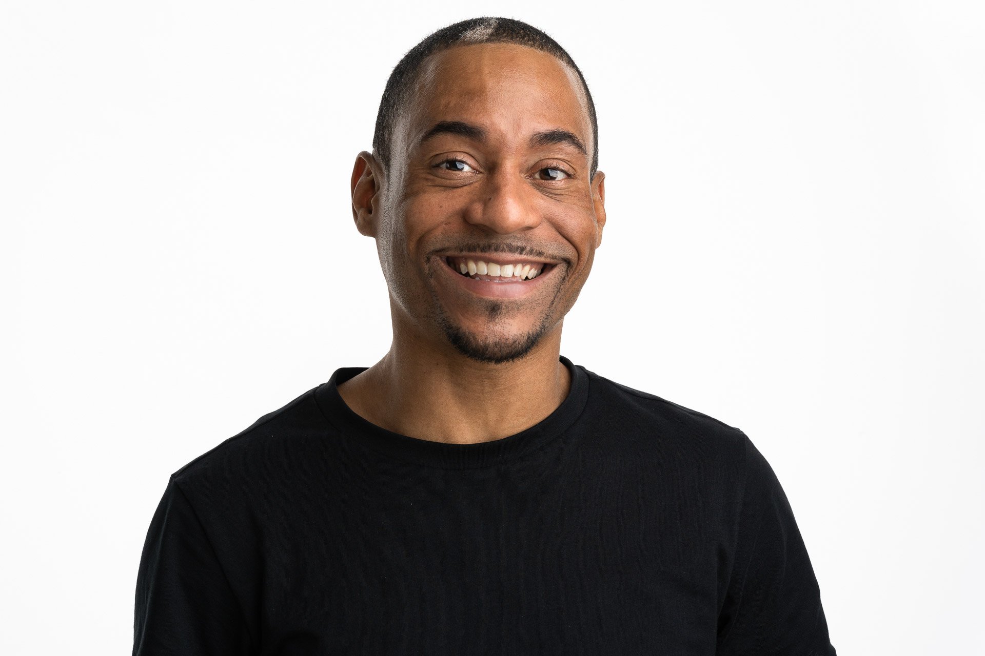 2022_11-2022_Derrick Studio Session 05220-Edit.jpg