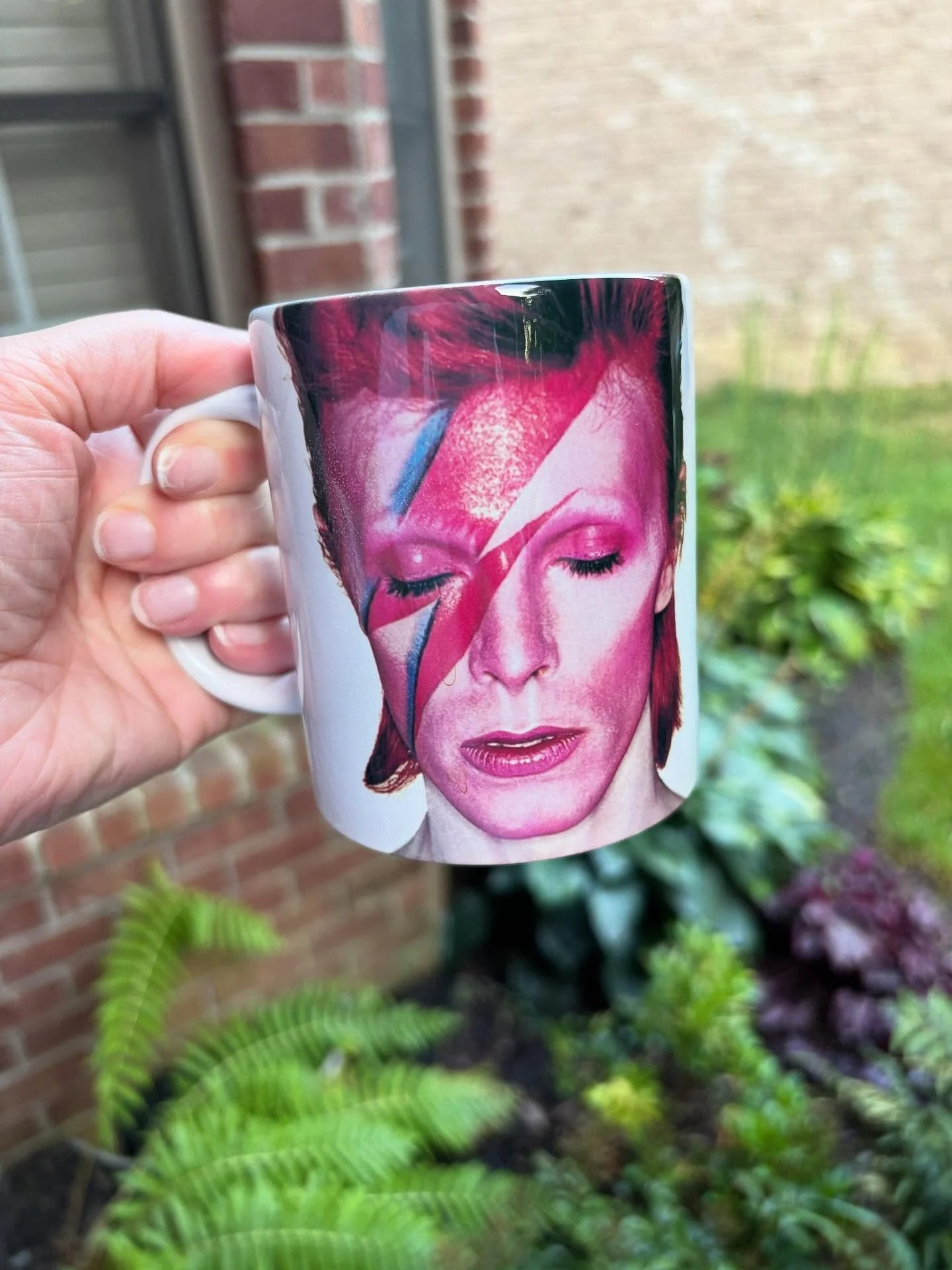 ✨ Everyday magic:
1. You feel joy drinking out of your favorite coffee mug.
2. Your son just started band and is loving being in percussion. You notice that every room in the house has an instrument in it because you and your family are musical.
3. A