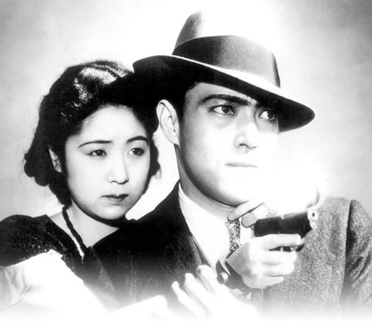 Art Review of Coupler’s Live Score for “Dragnet Girl”