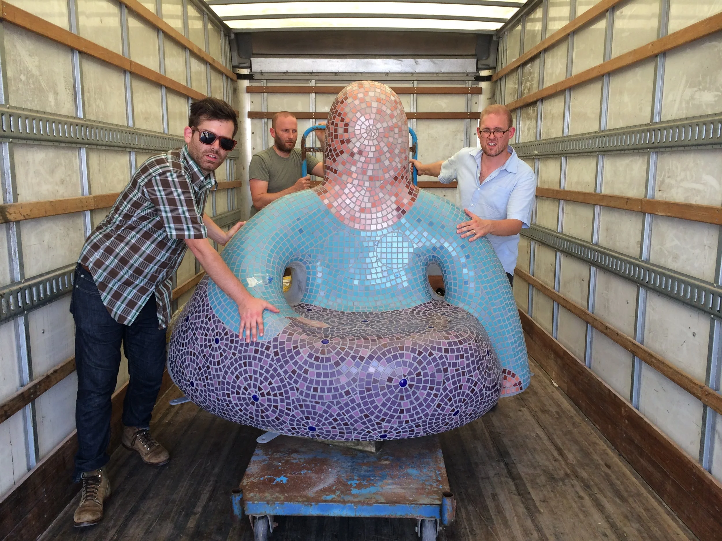 Sherri Warner Hunter transport and installation in Edmonson Park, Nashville