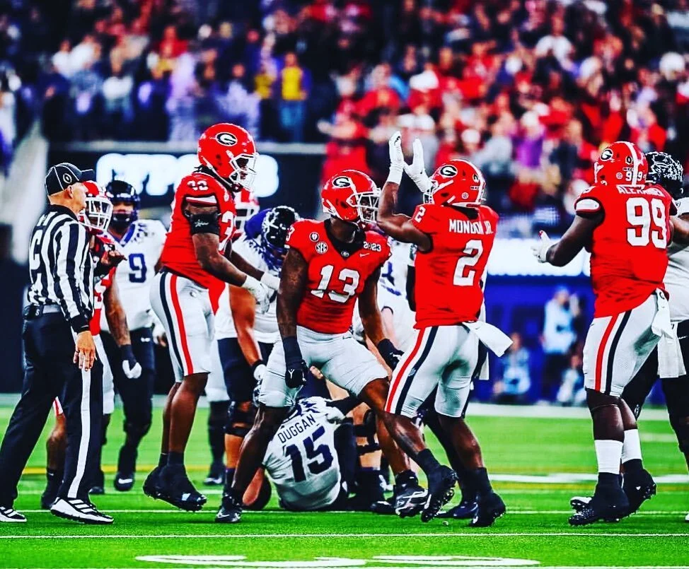 GO Dawgs 52-7