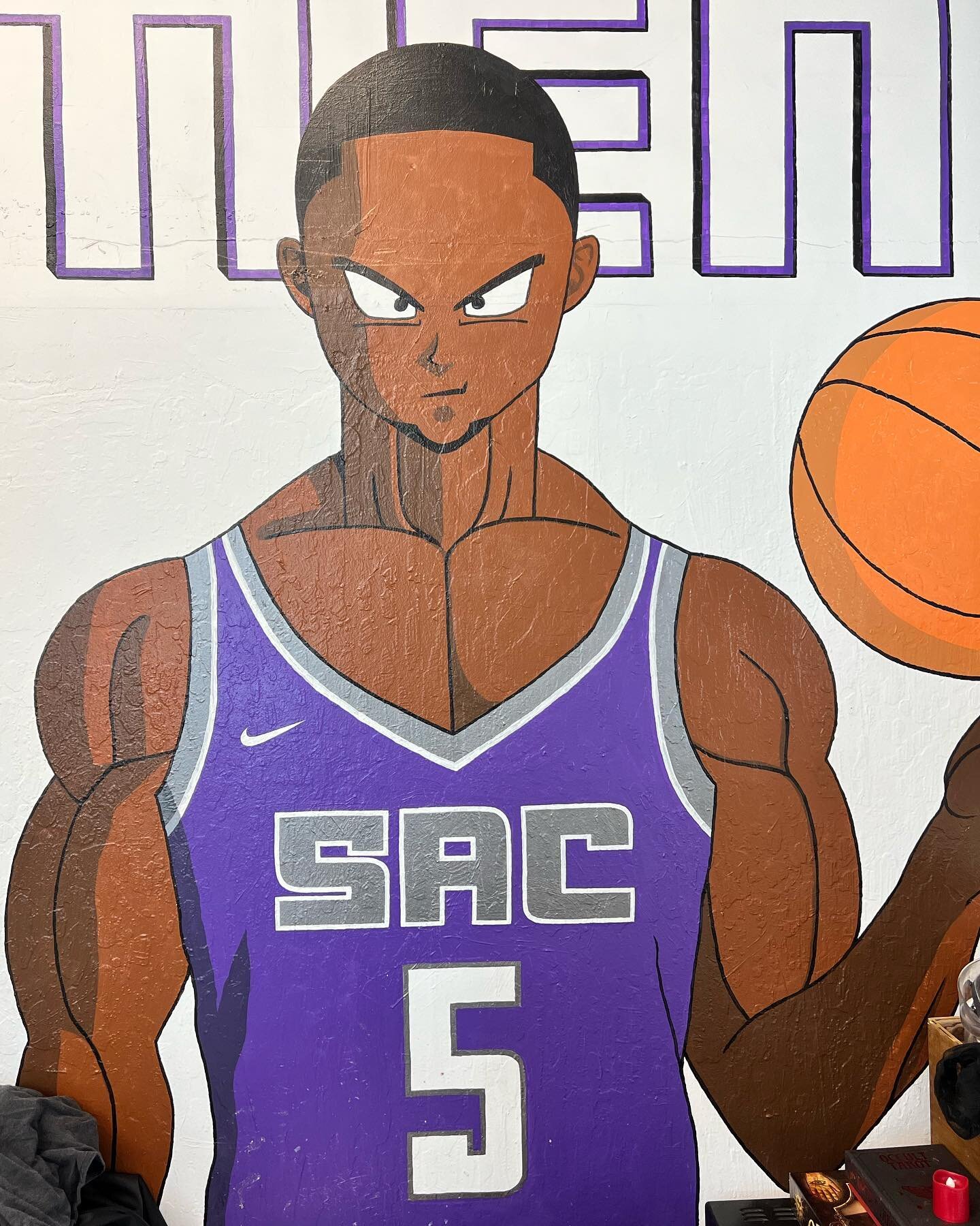 Missing Kings basketball! Can&rsquo;t wait to see the boys back in action next season! 

This is a mural of @swipathefox! Painted by @ellexchapo 🎨